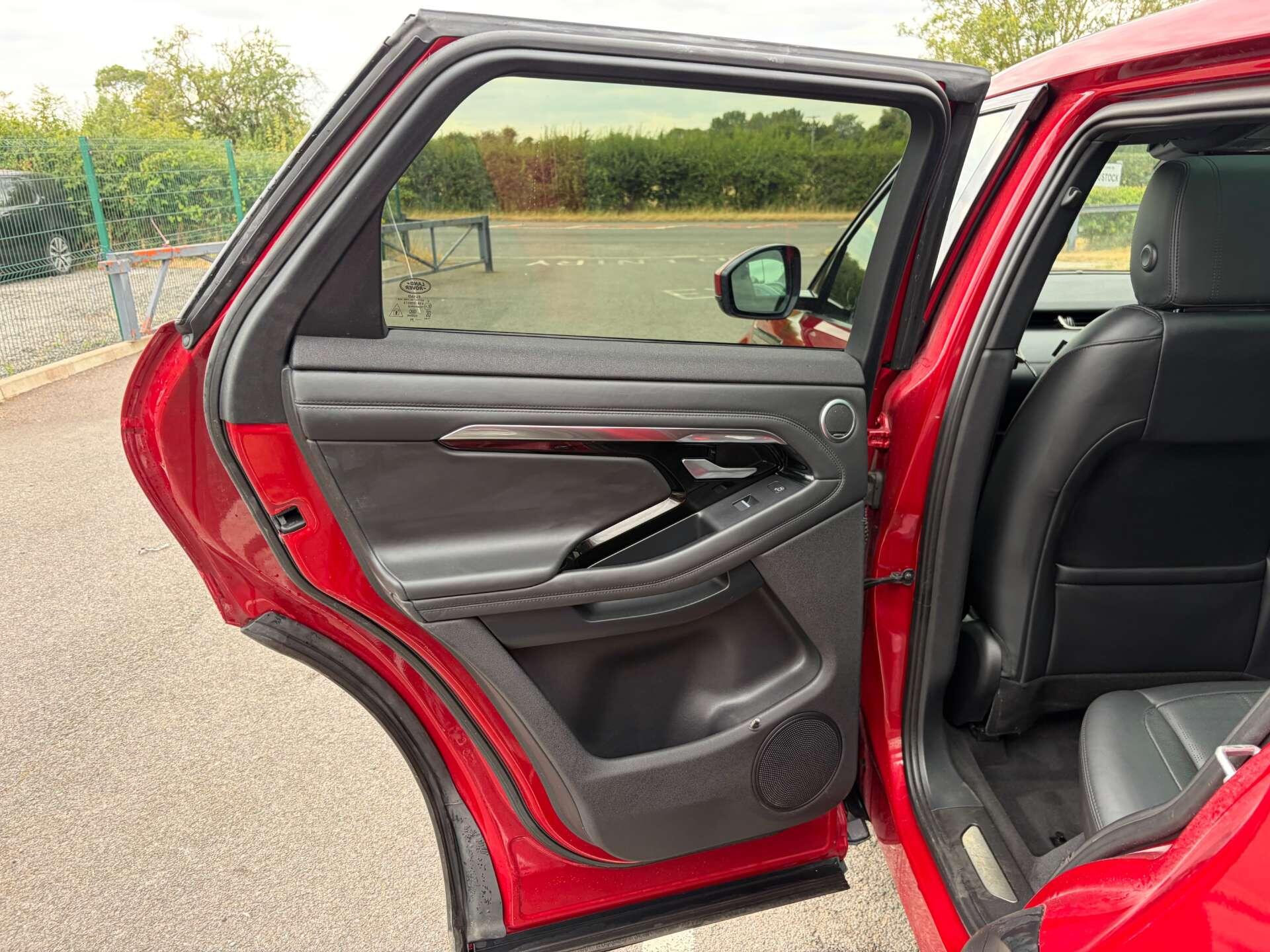 Land Rover Range Rover Evoque view 19