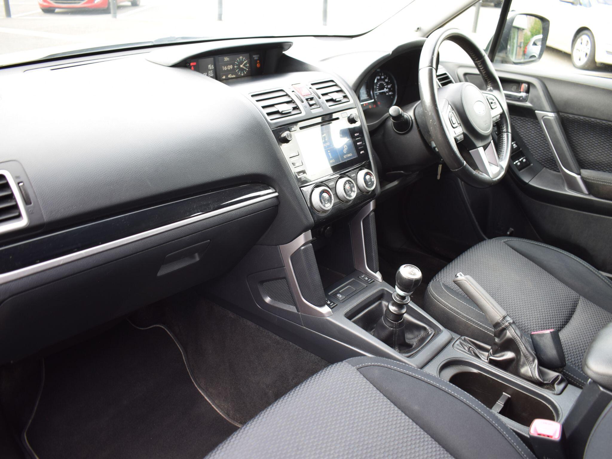 Subaru Forester view 12