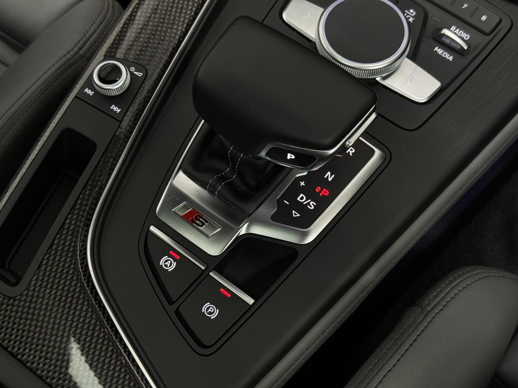 Audi S5 view 45