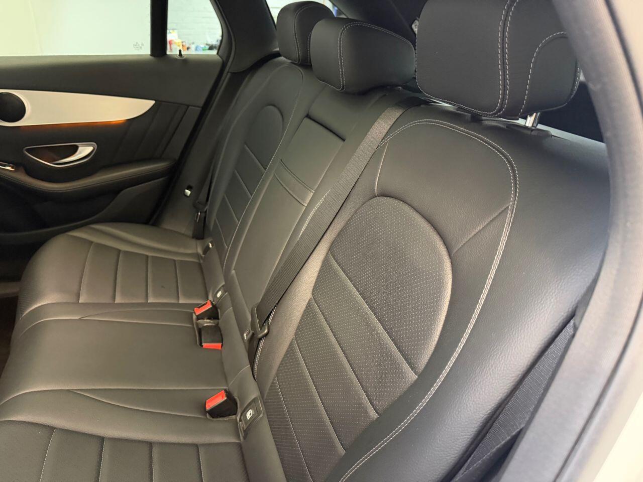 Mercedes-Benz GLC view 24