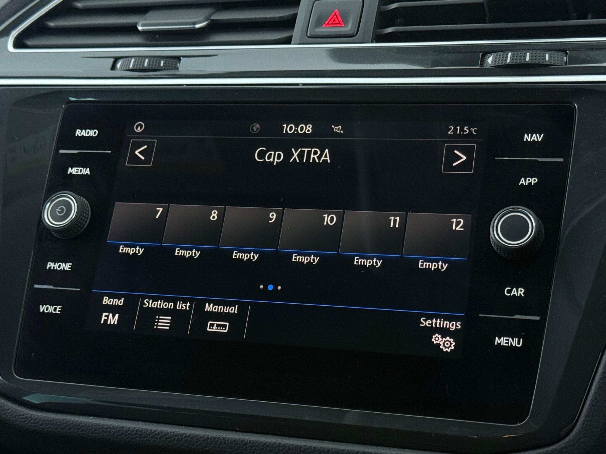 Volkswagen Tiguan view 25