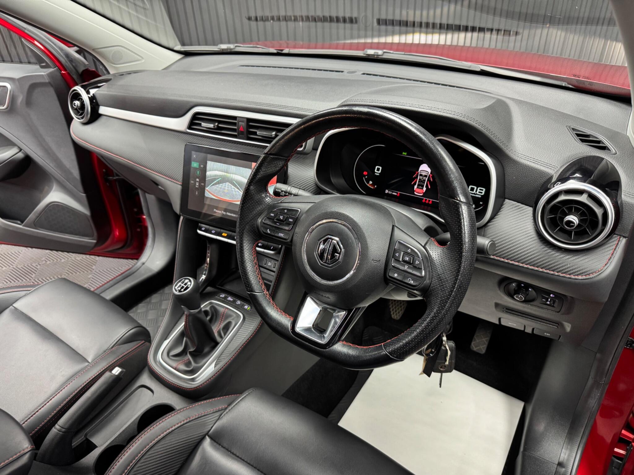 MG ZS view 12