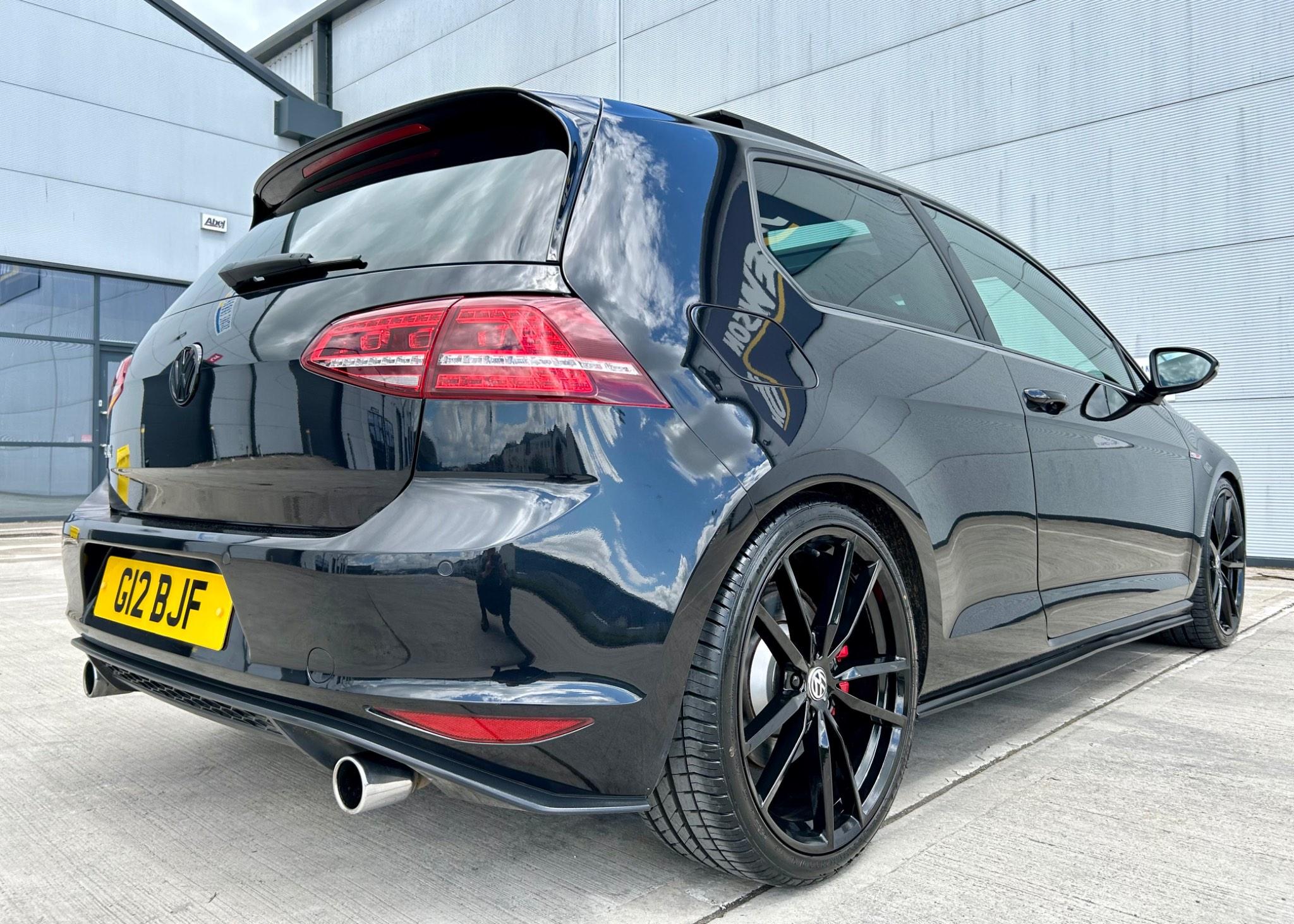 Volkswagen Golf view 9