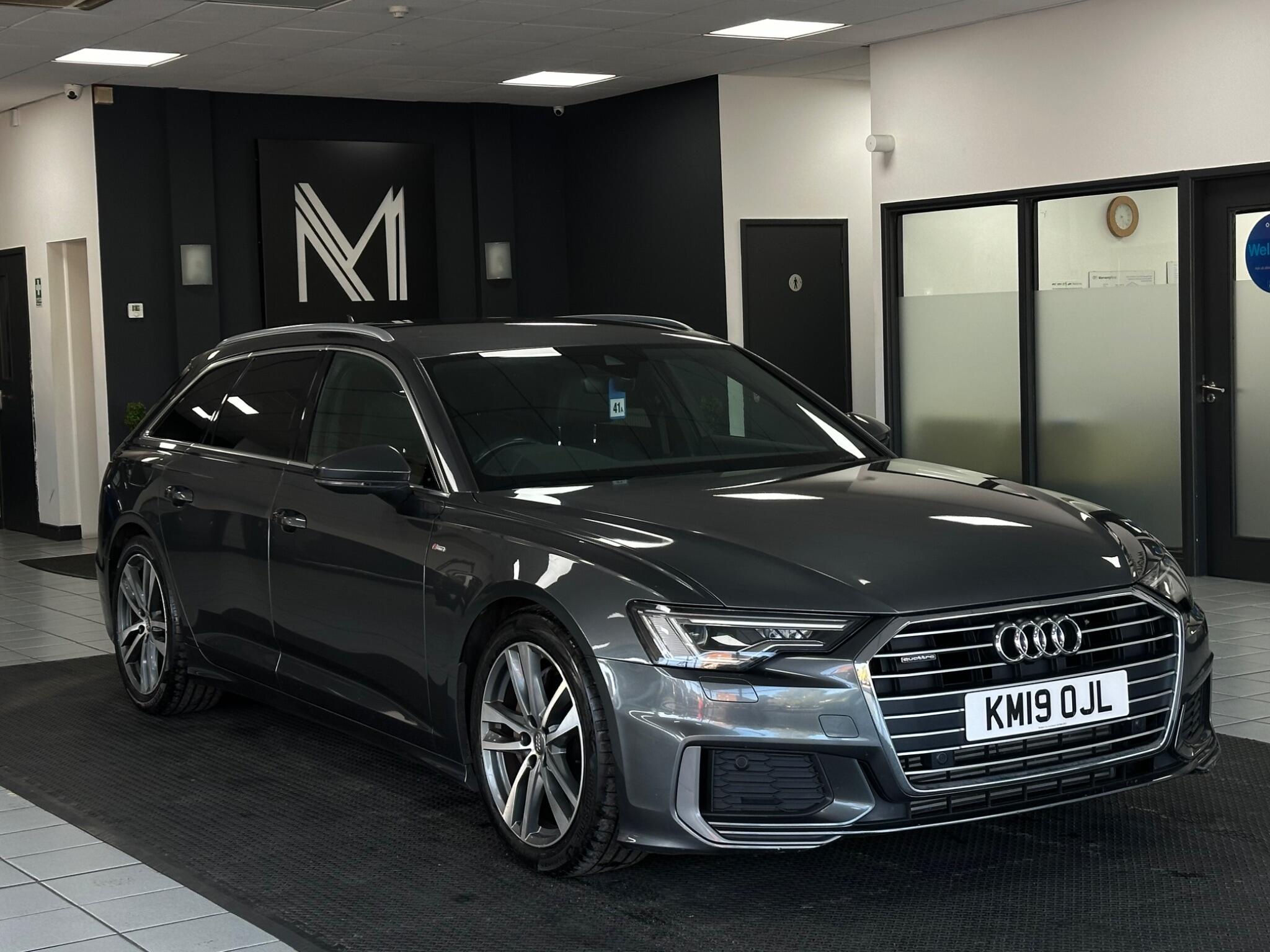 Audi A6 Avant view 2