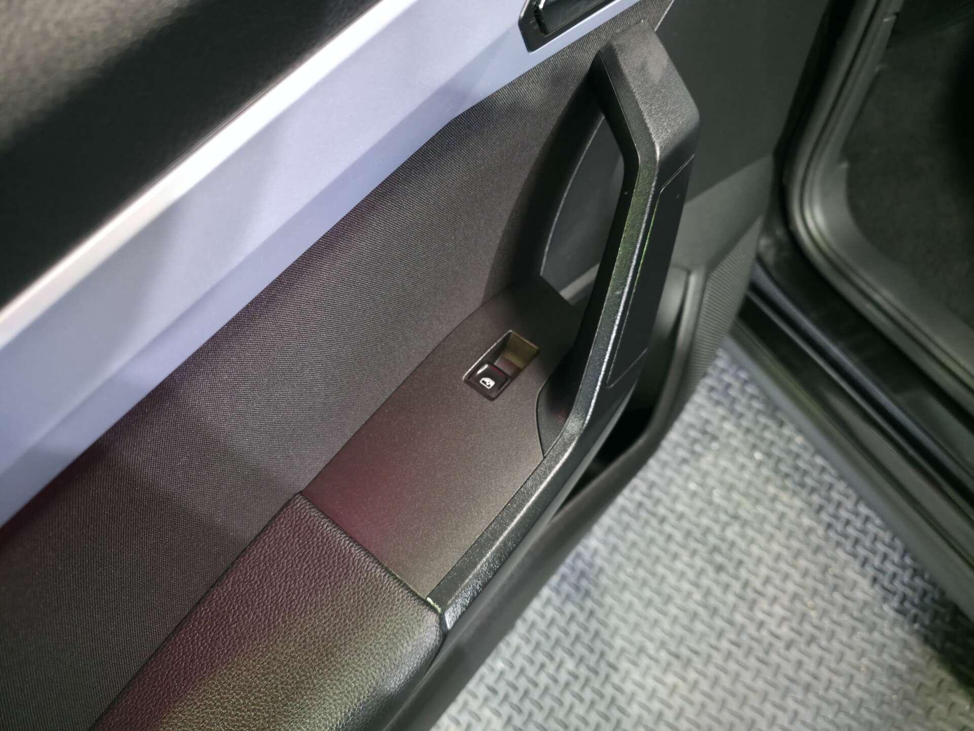 SEAT Arona view 54