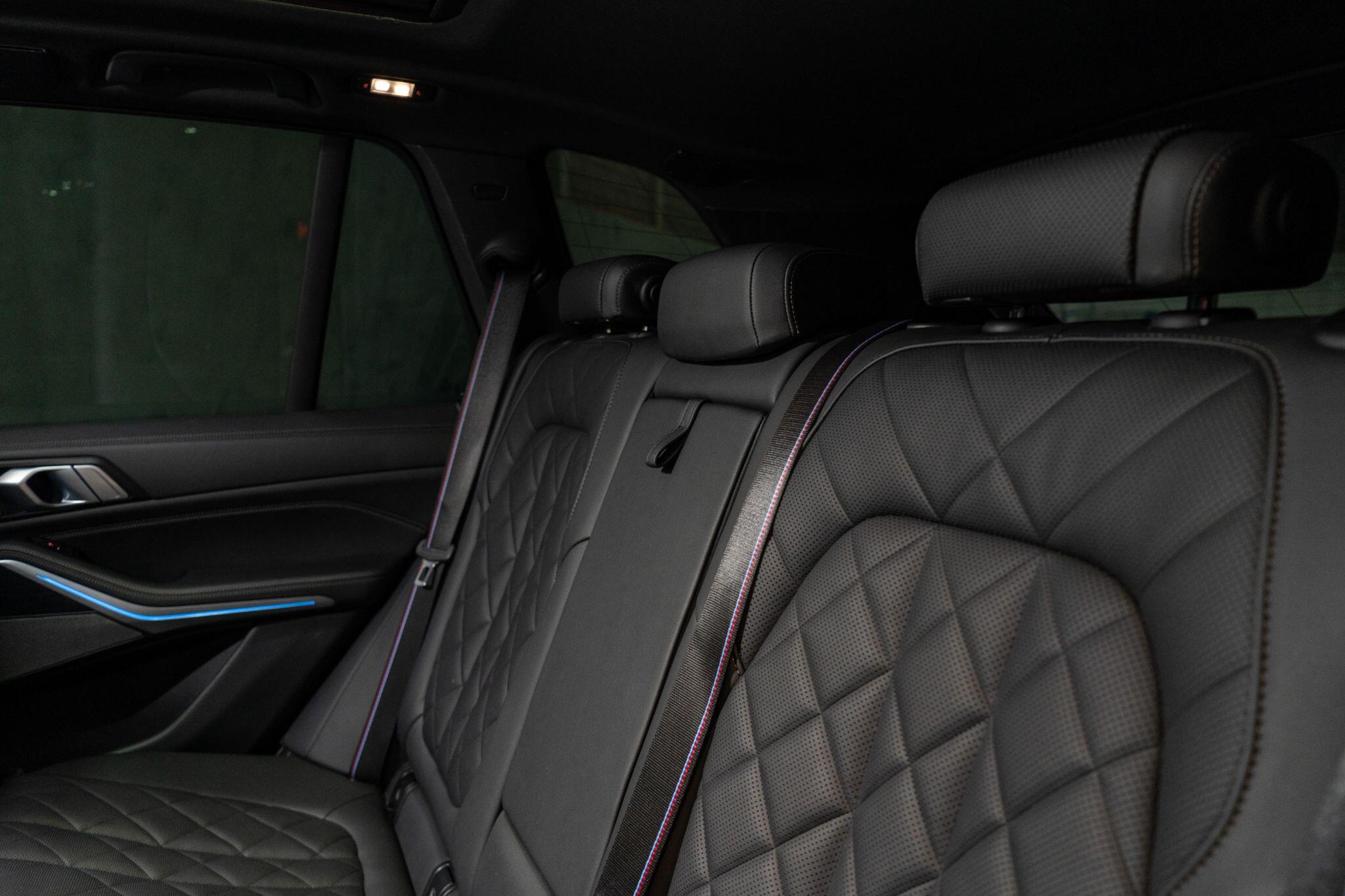 BMW X5 view 17