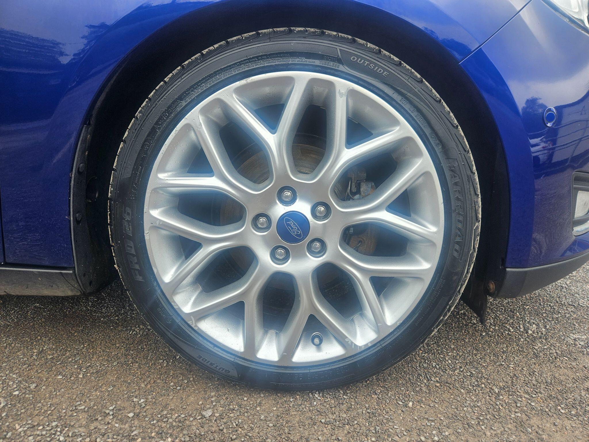 2017 Ford Focus image 56