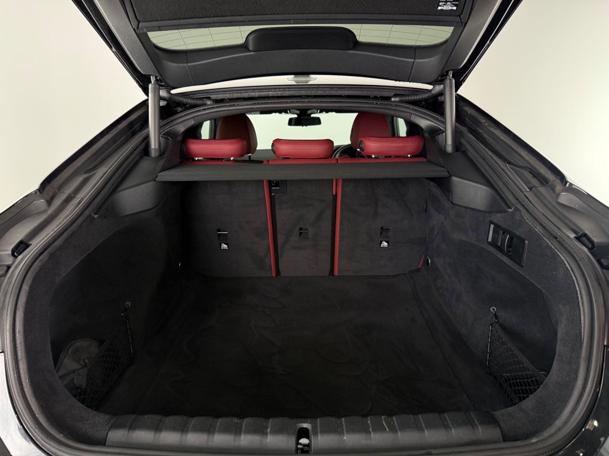 BMW 4 Series view 9