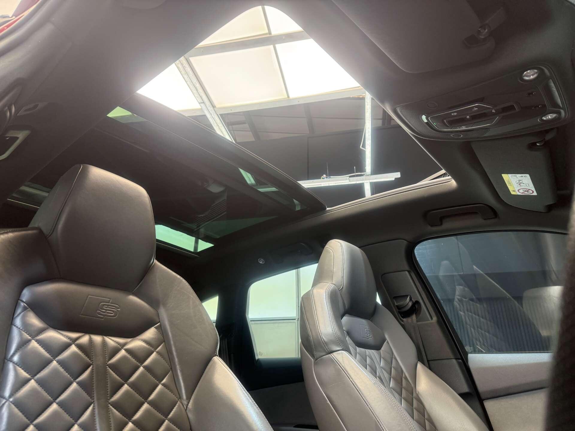 Audi SQ7 view 34