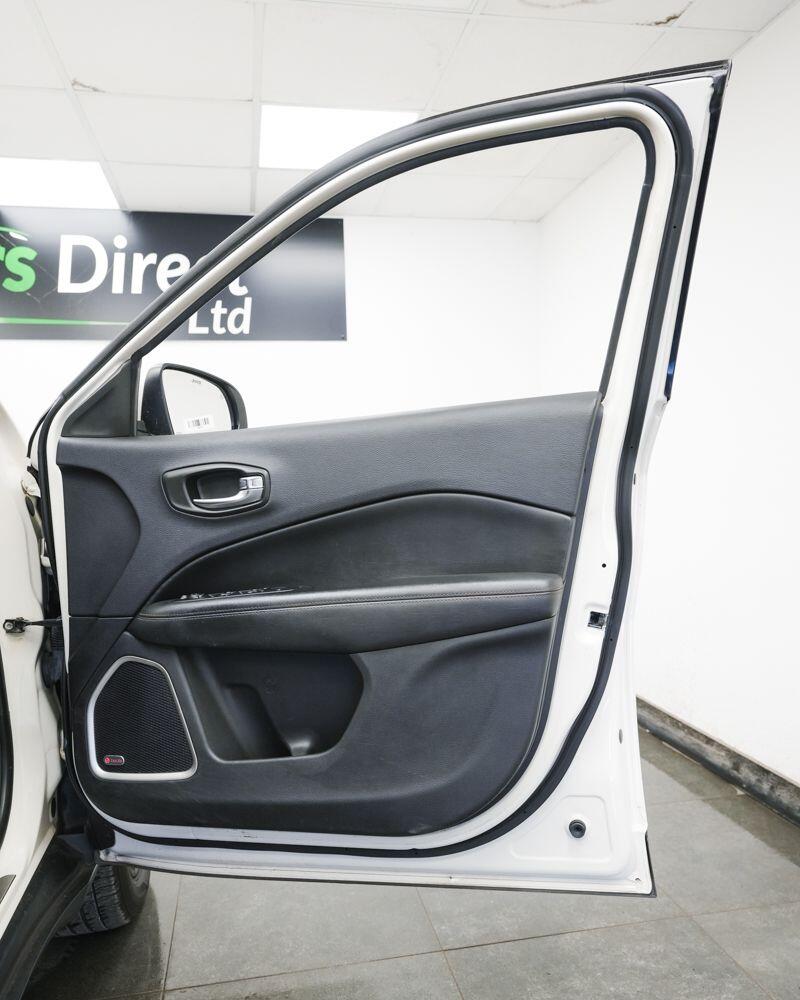 Jeep Compass view 16