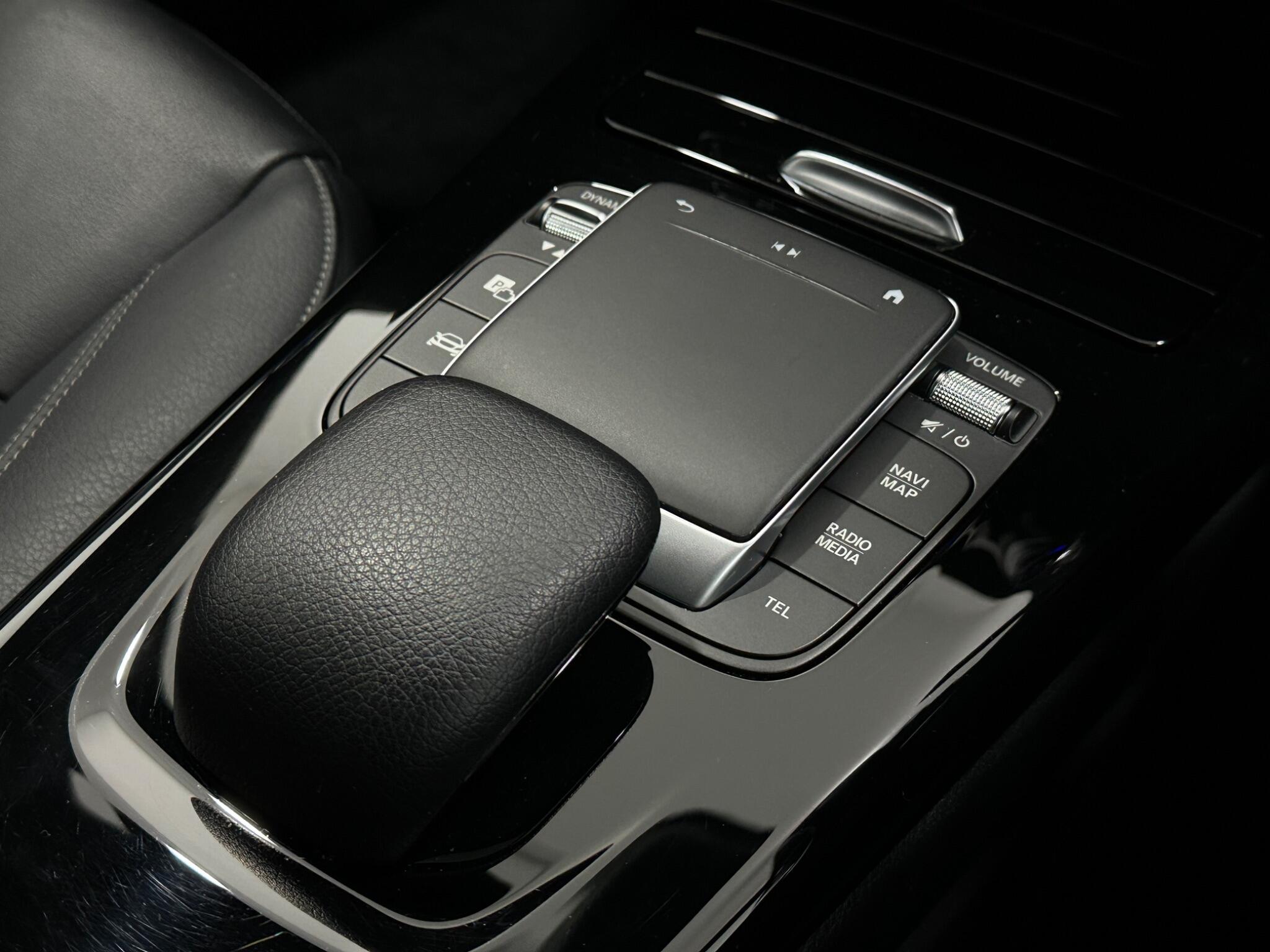 Mercedes-Benz CLA view 22