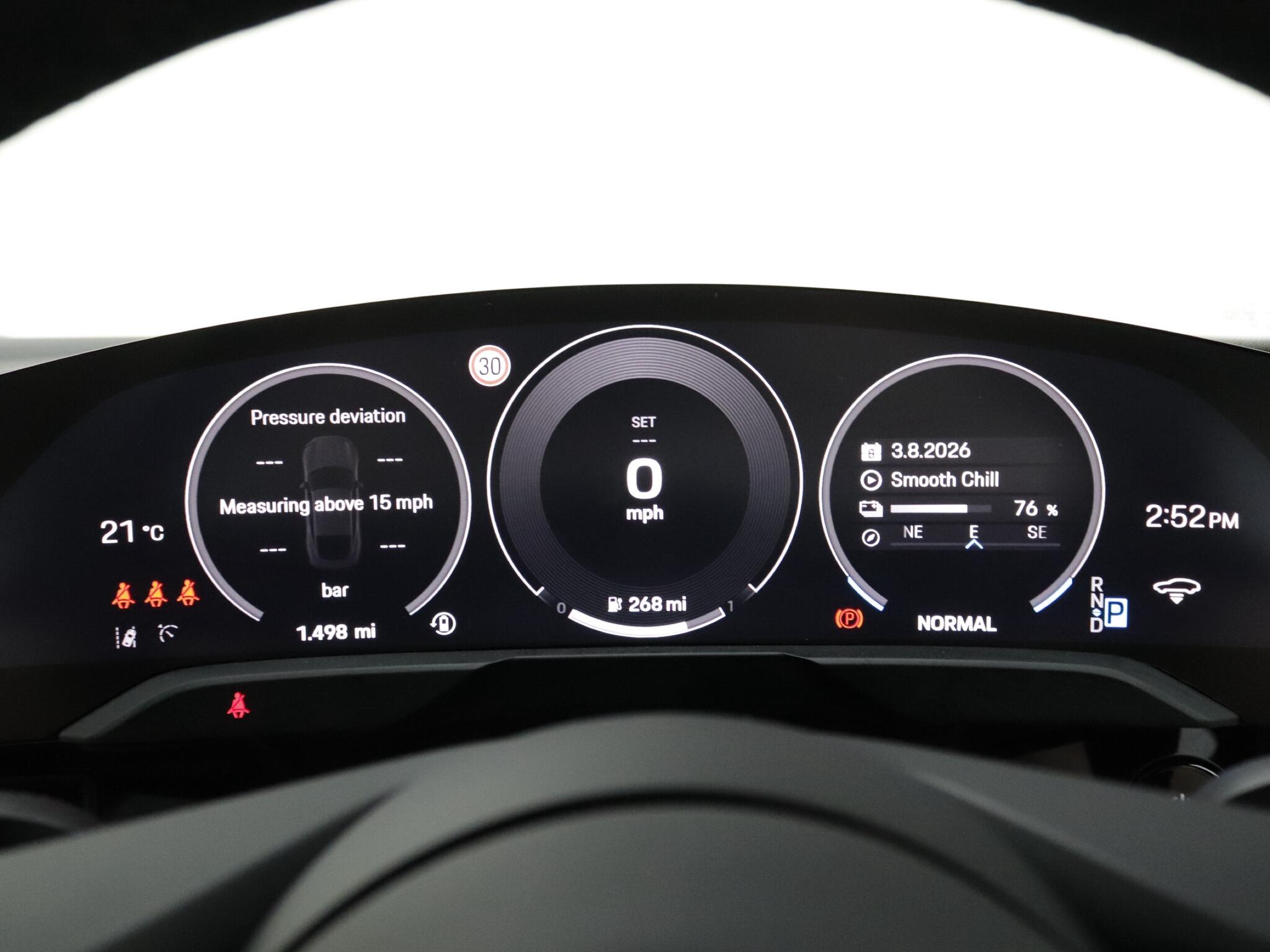 Porsche Taycan view 16