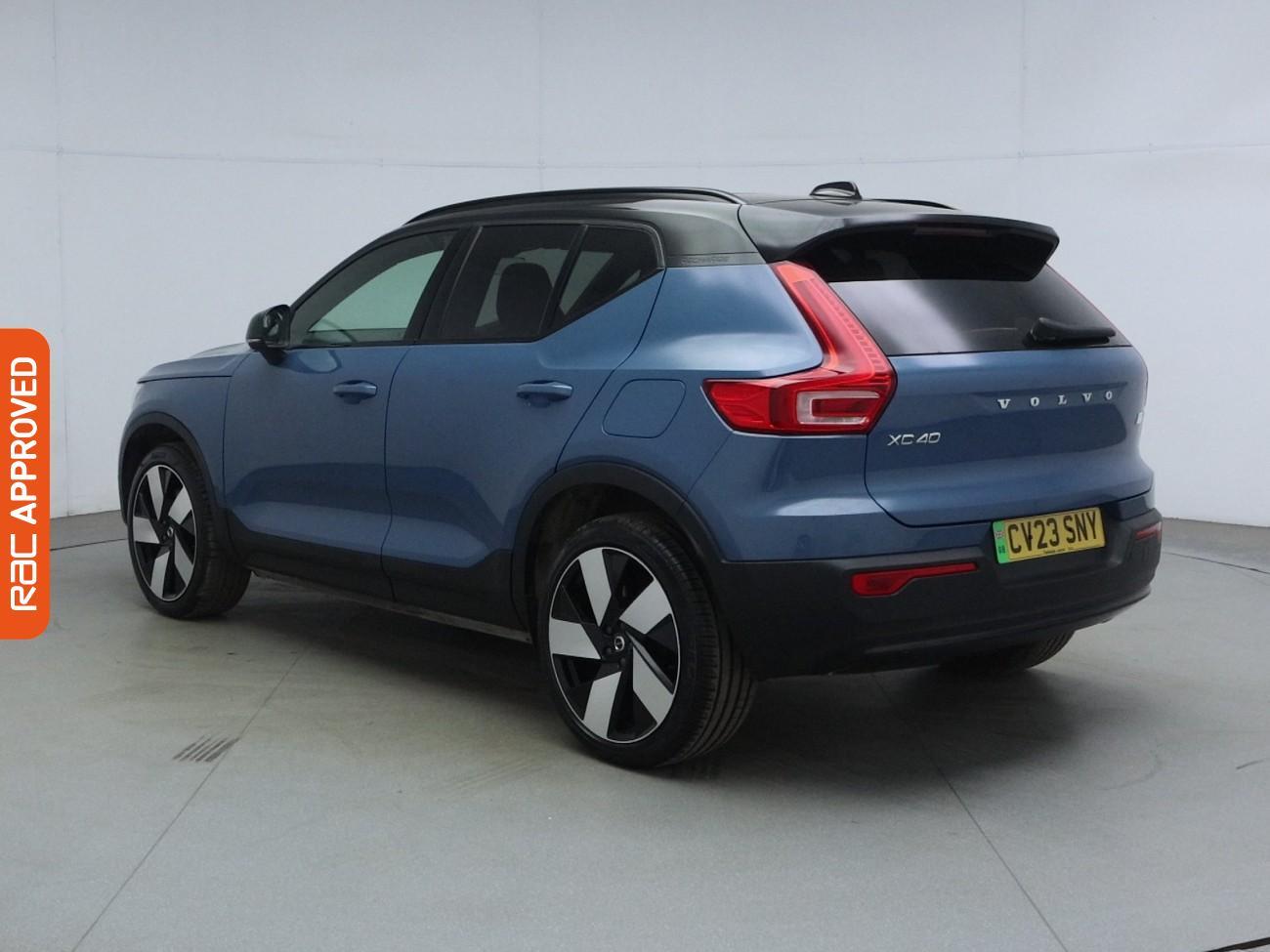 Volvo XC40 view 5