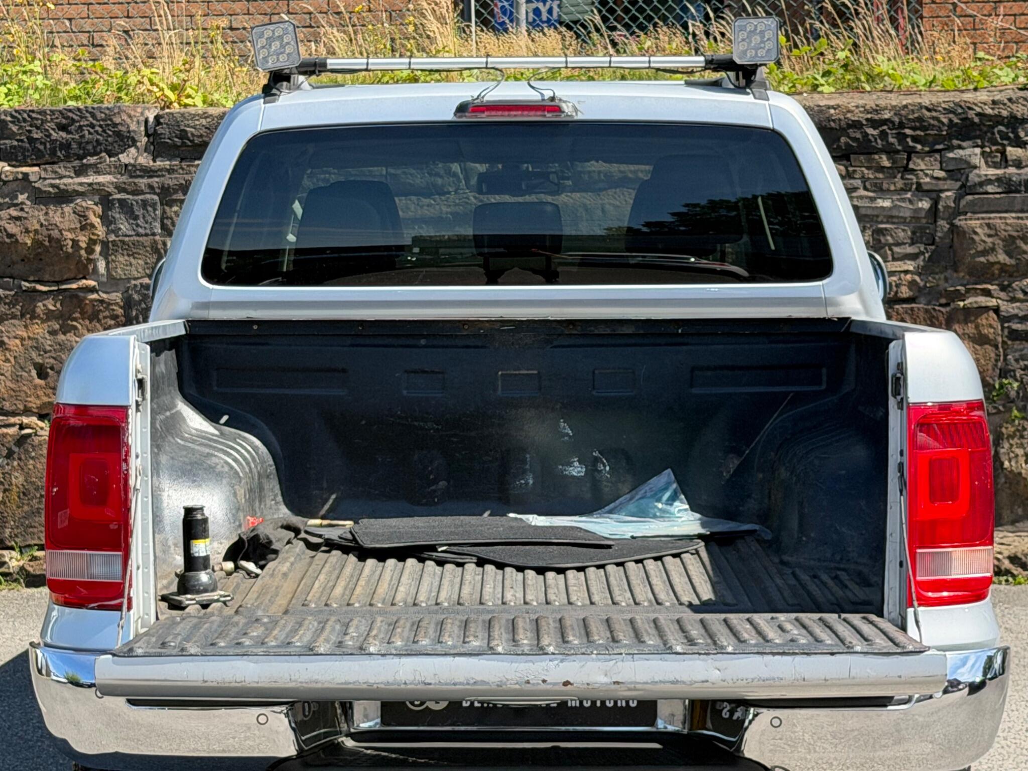 Volkswagen Amarok view 20