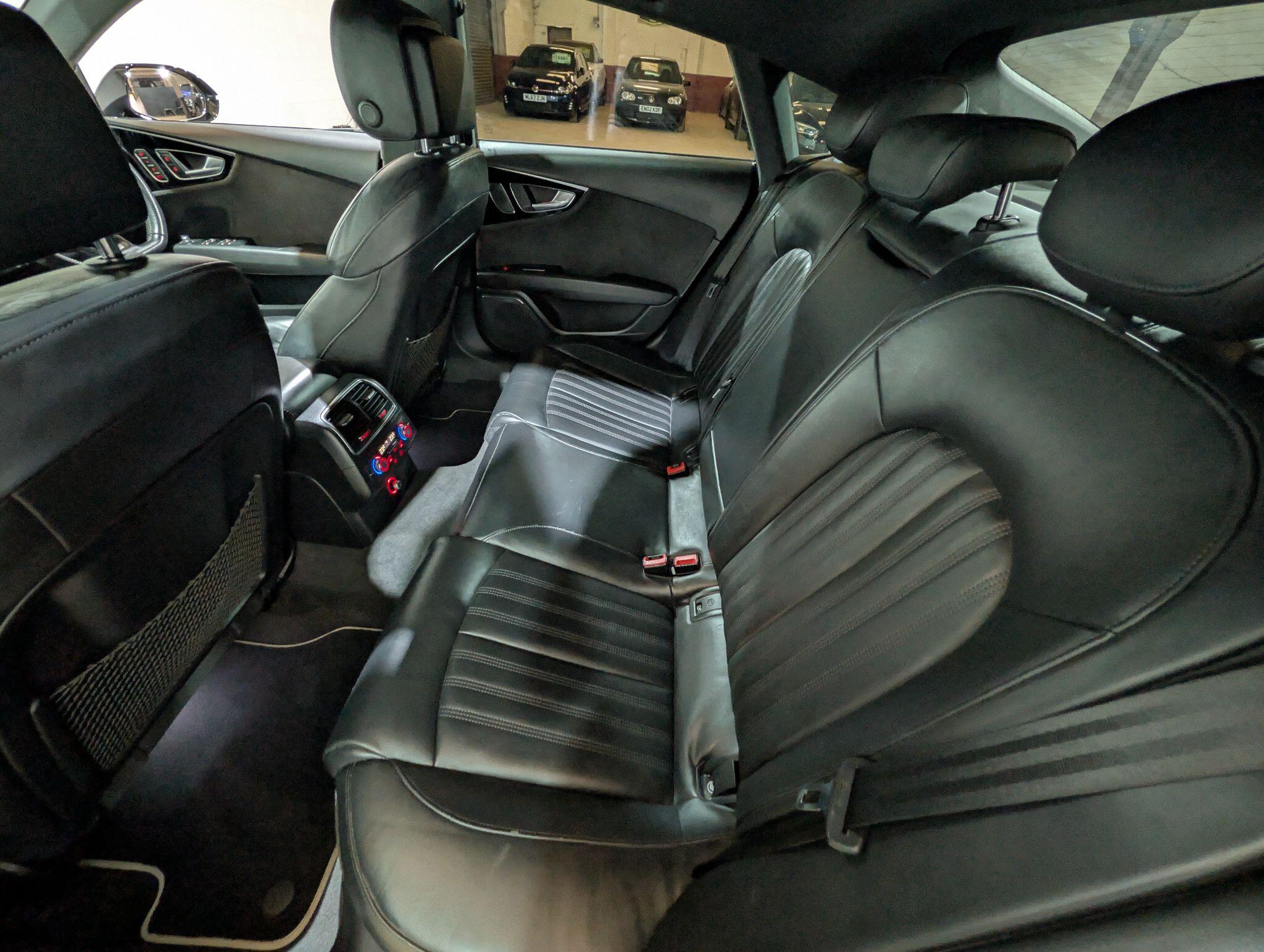 Audi A7 view 28