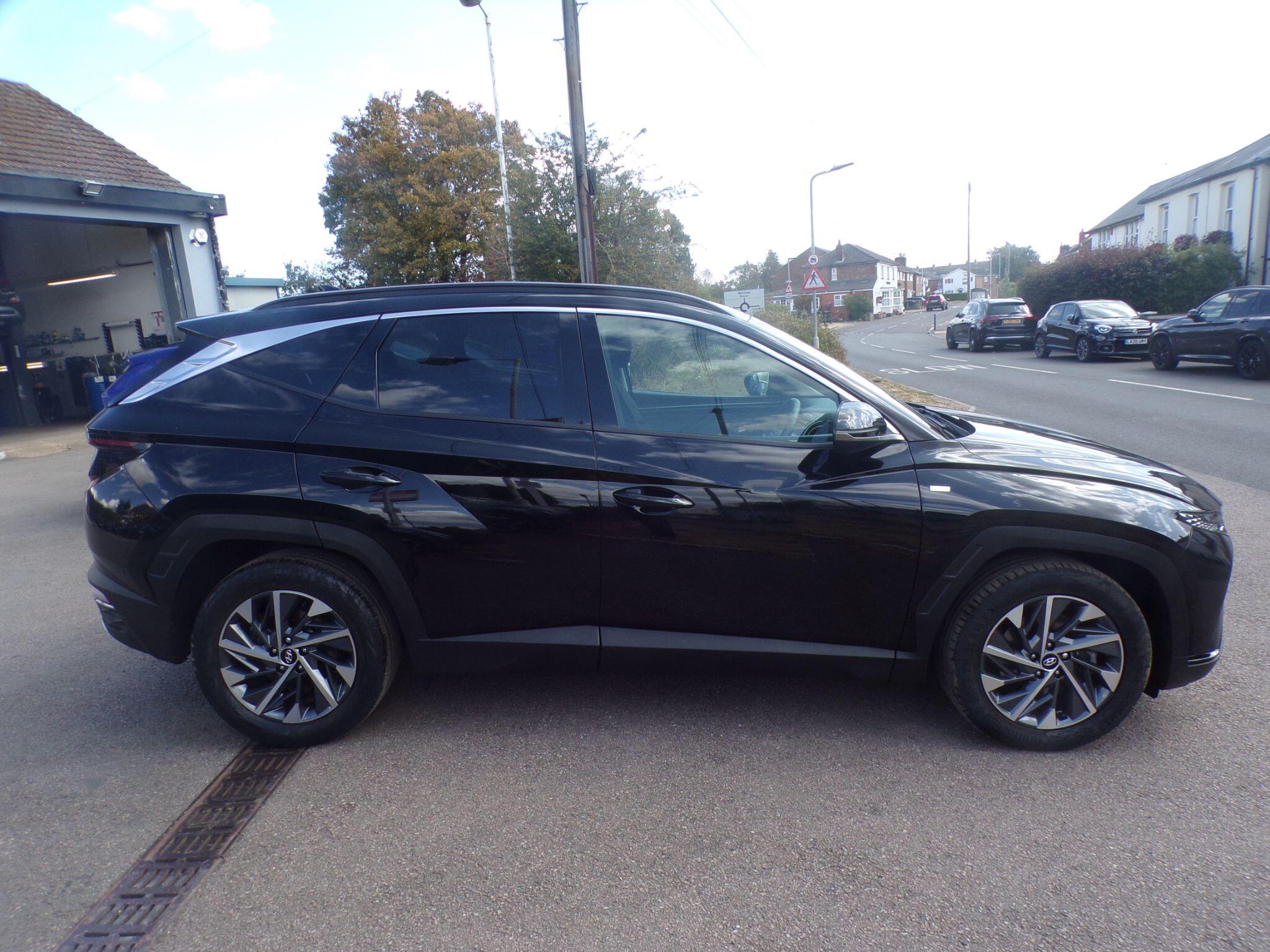 Hyundai Tucson view 9