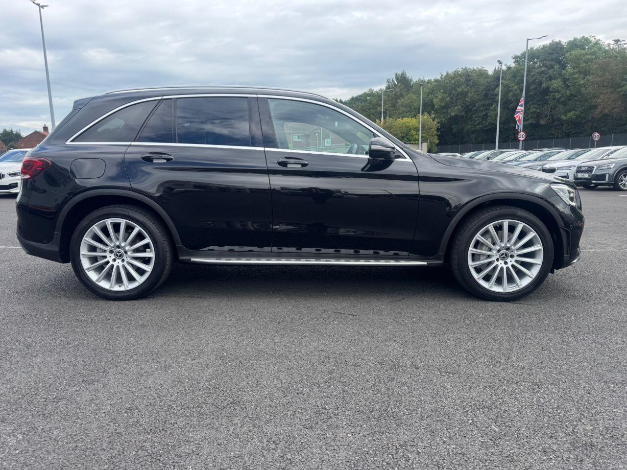Mercedes-Benz GLC view 6
