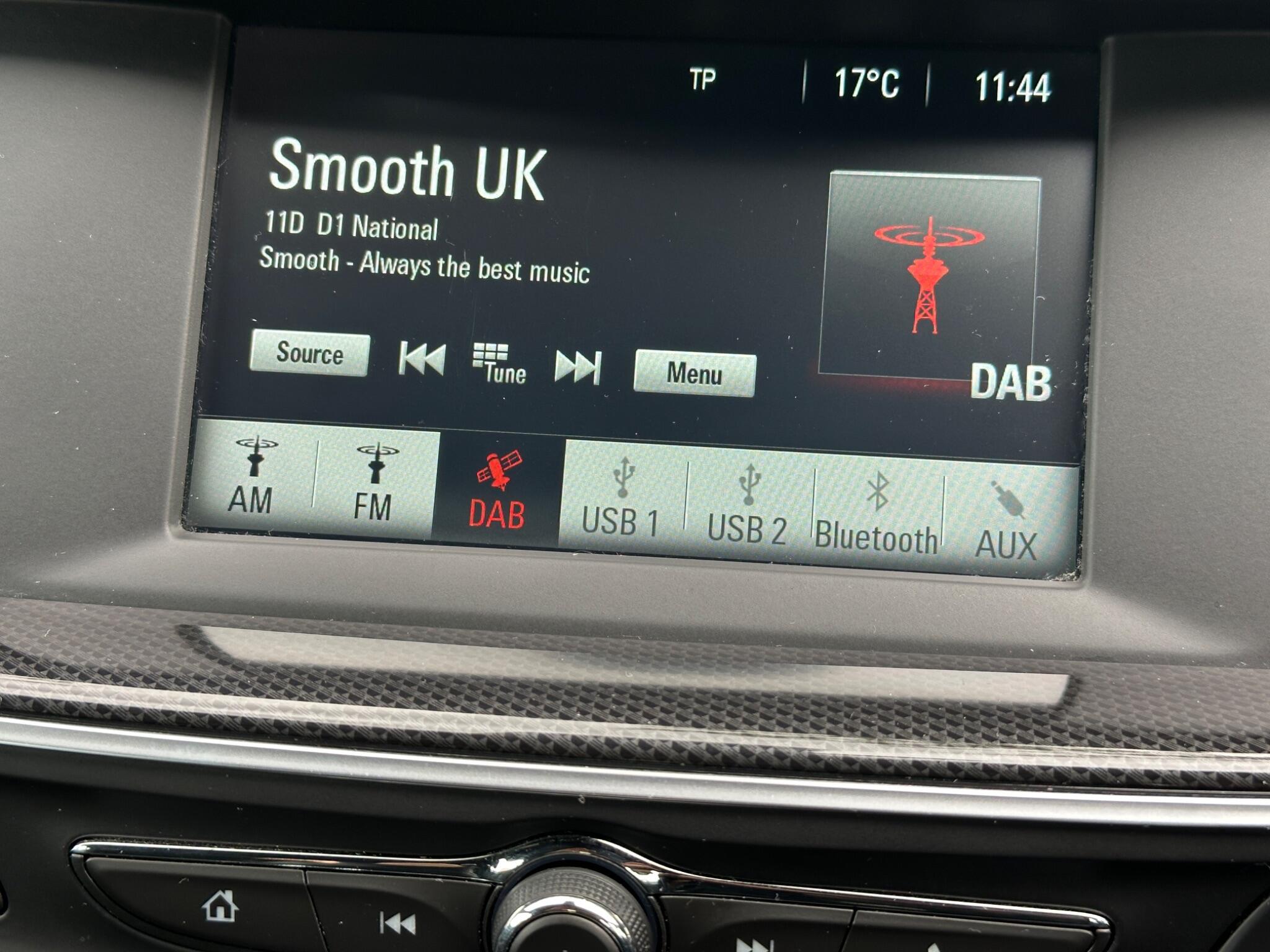 Vauxhall Insignia view 32