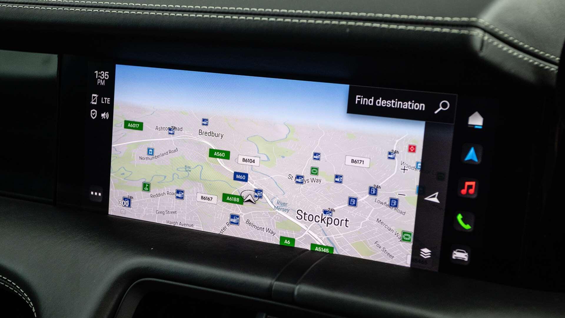 Porsche Taycan view 17