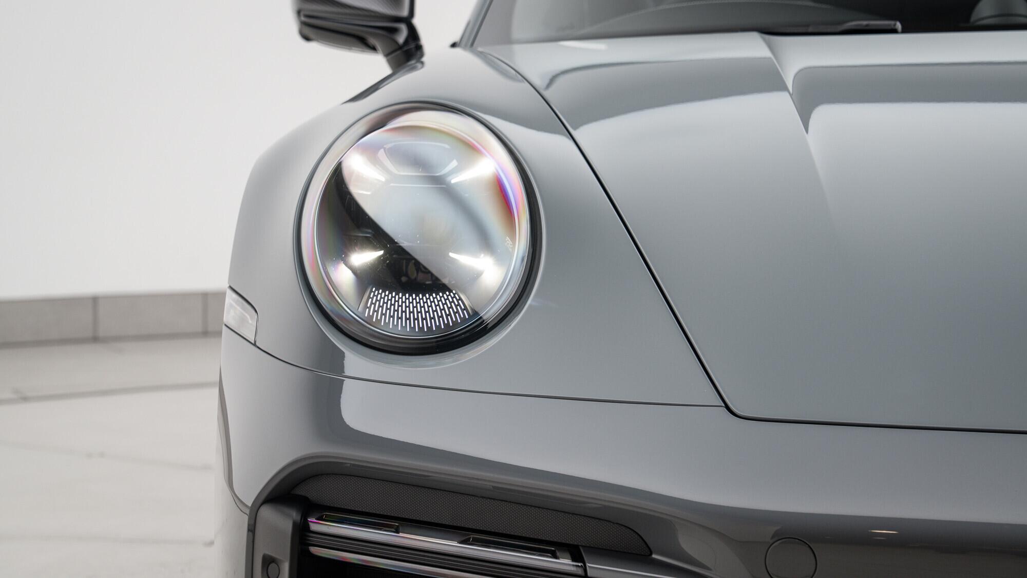 Porsche 911 view 47