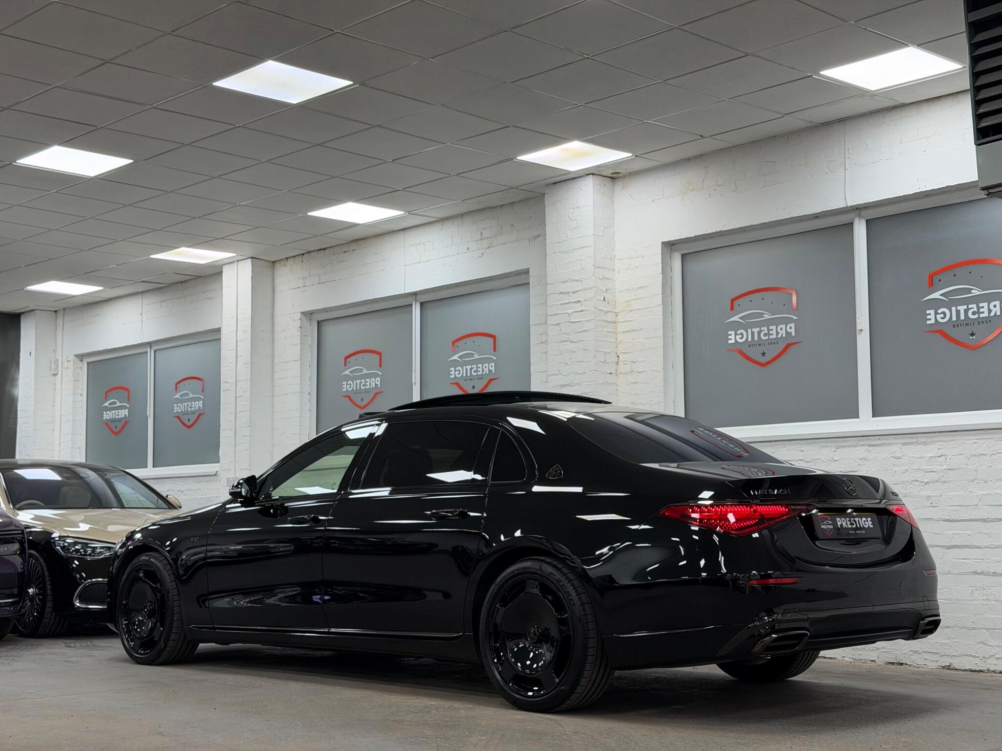 Mercedes-Benz S-Class view 52