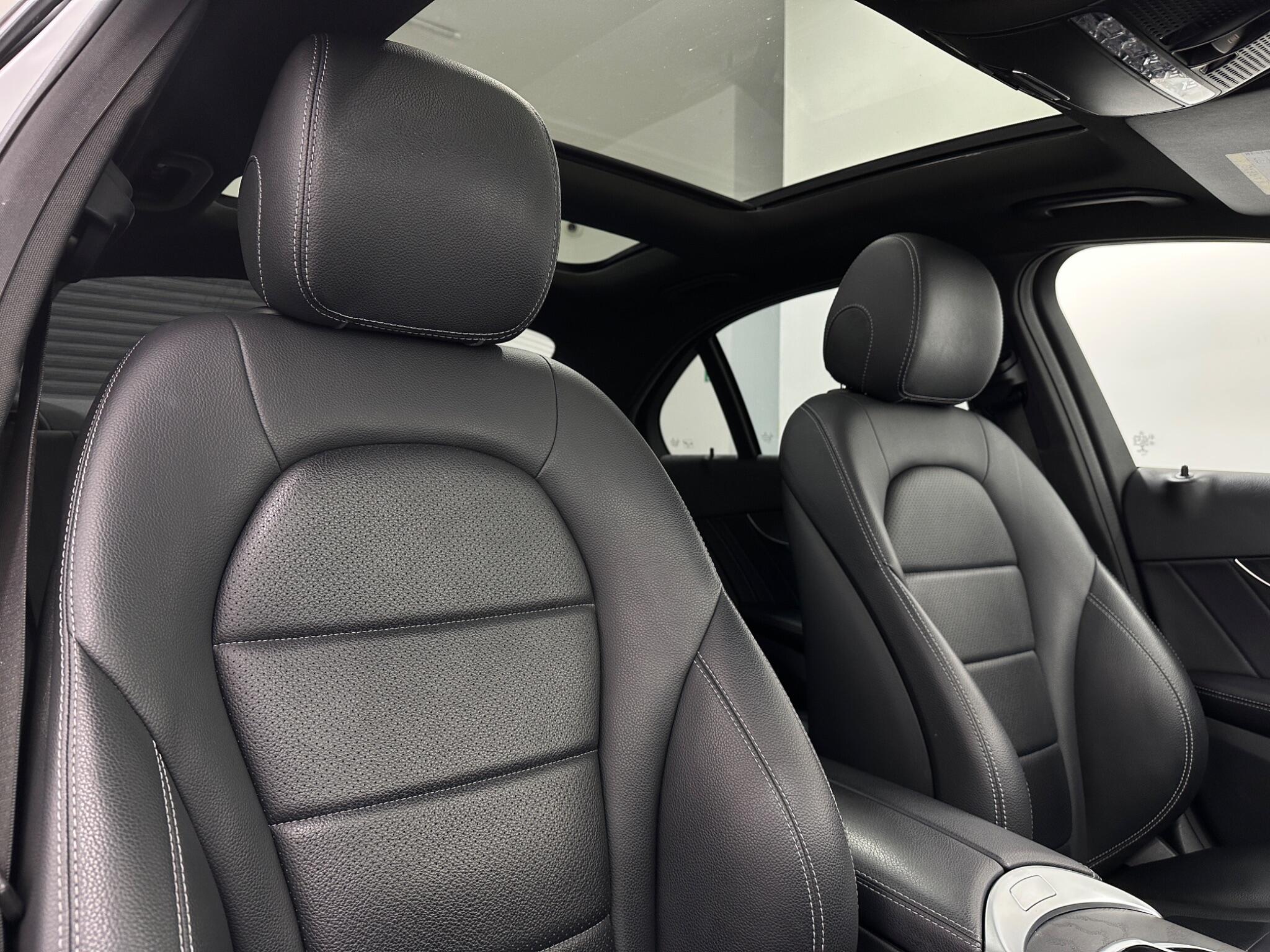 Mercedes-Benz C Class view 34