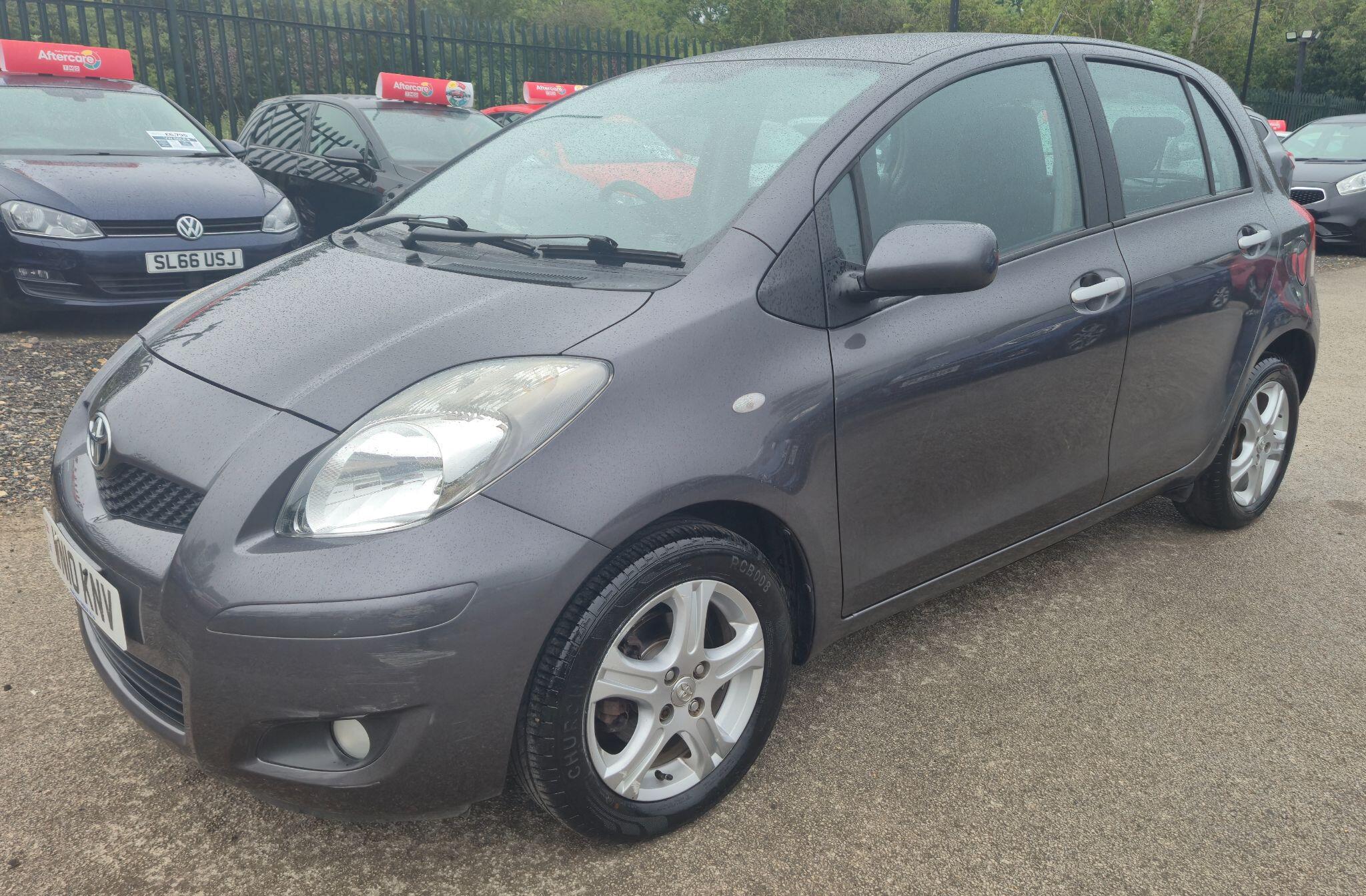 Toyota Yaris view 5