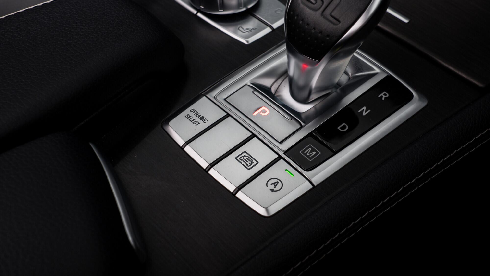 Mercedes-Benz SL view 34