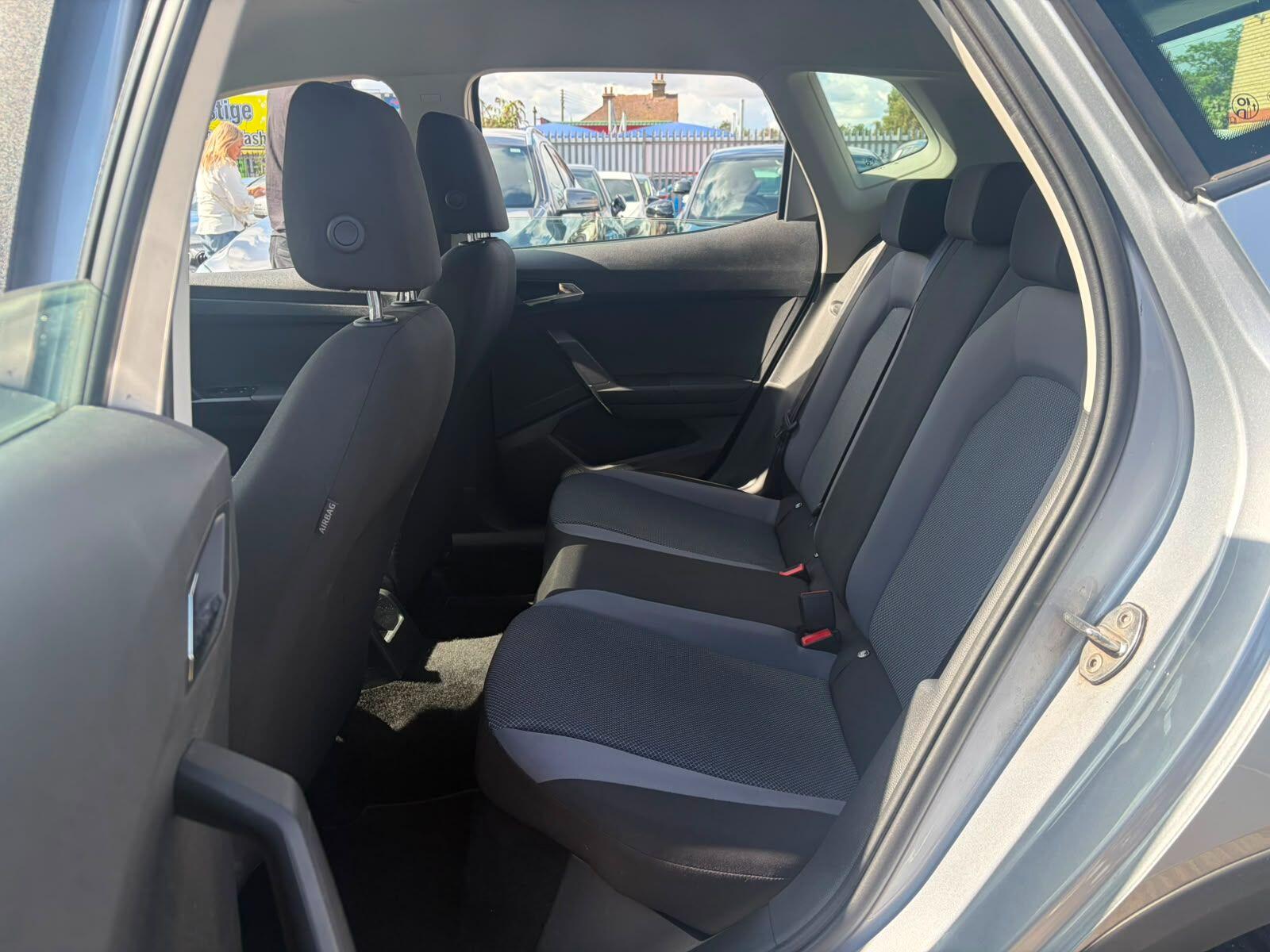 Seat Arona view 11