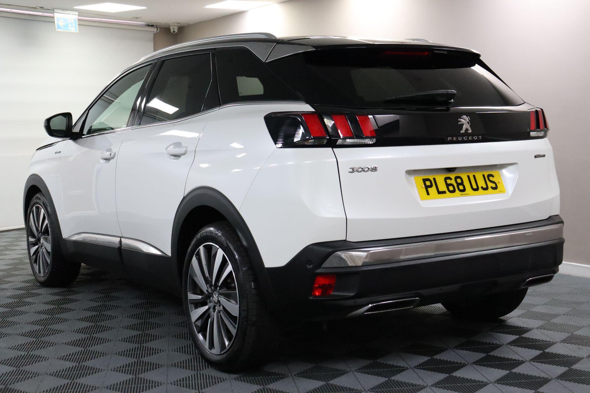 Peugeot 3008 view 10
