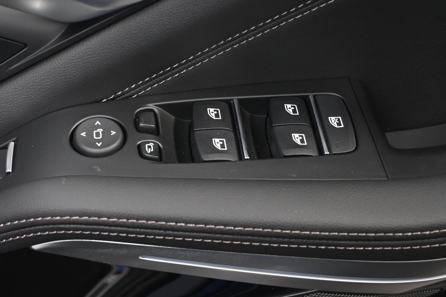 BMW X5 view 28