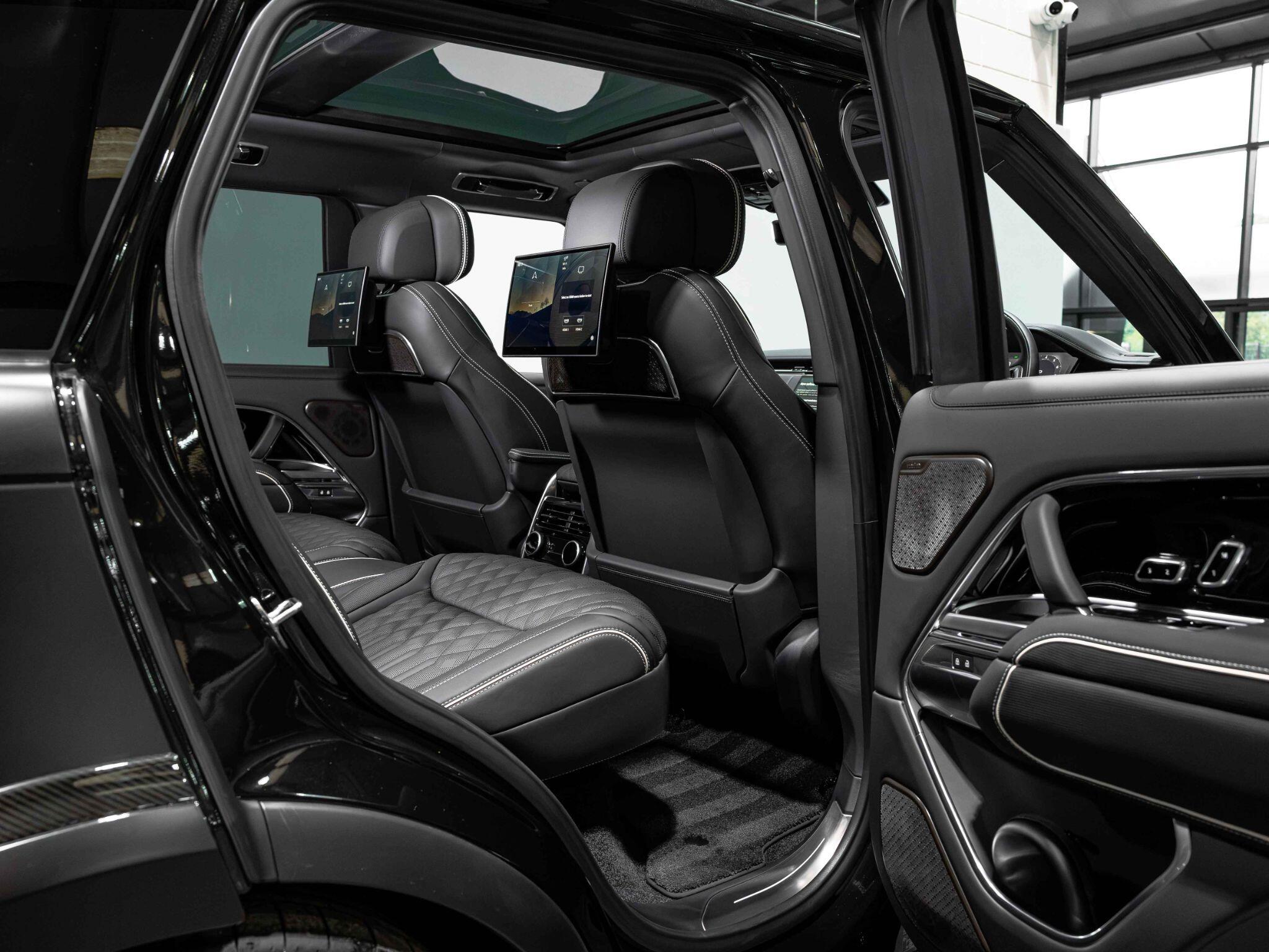 Land Rover Range Rover view 41