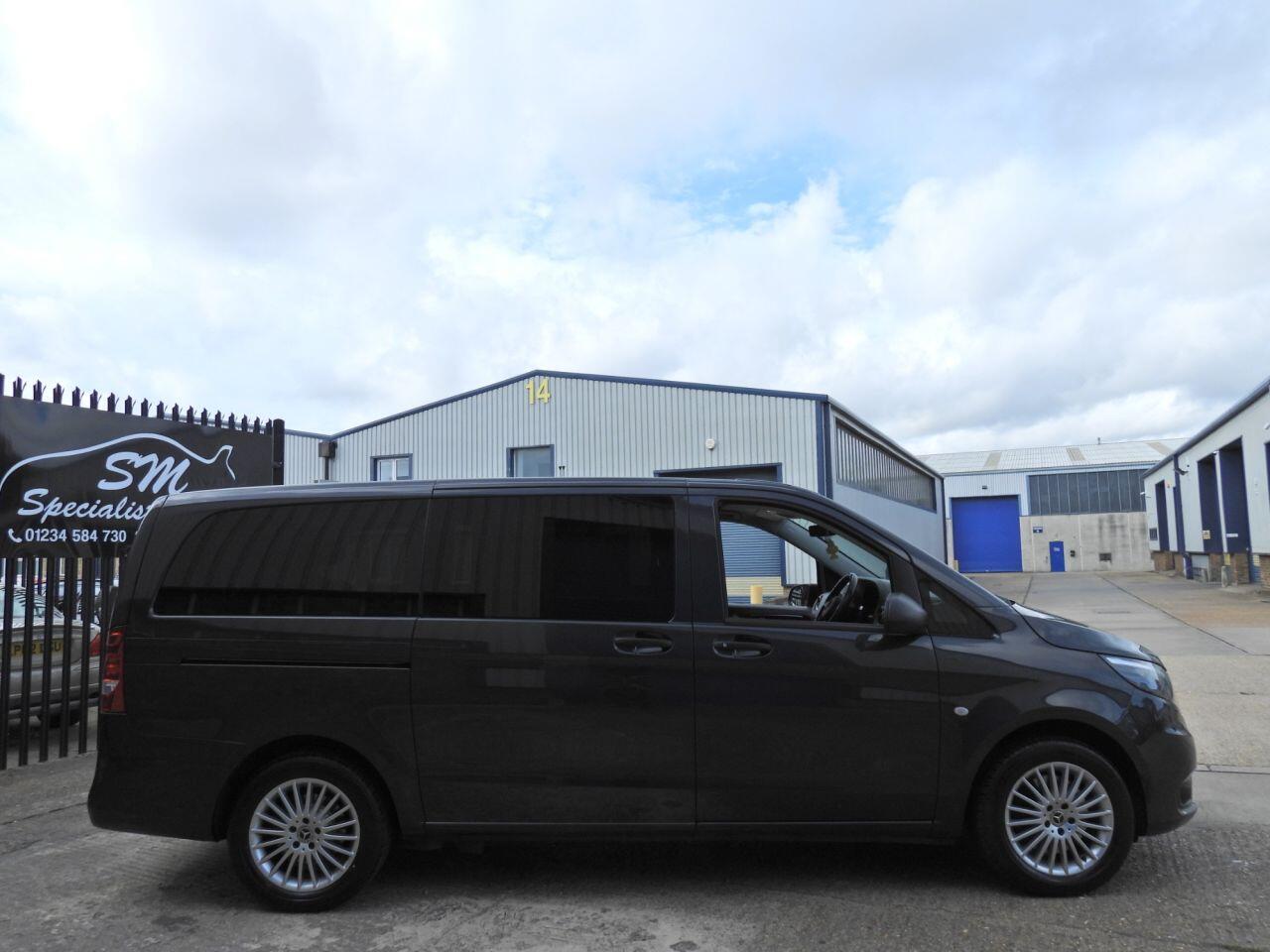 Mercedes-Benz Vito view 21
