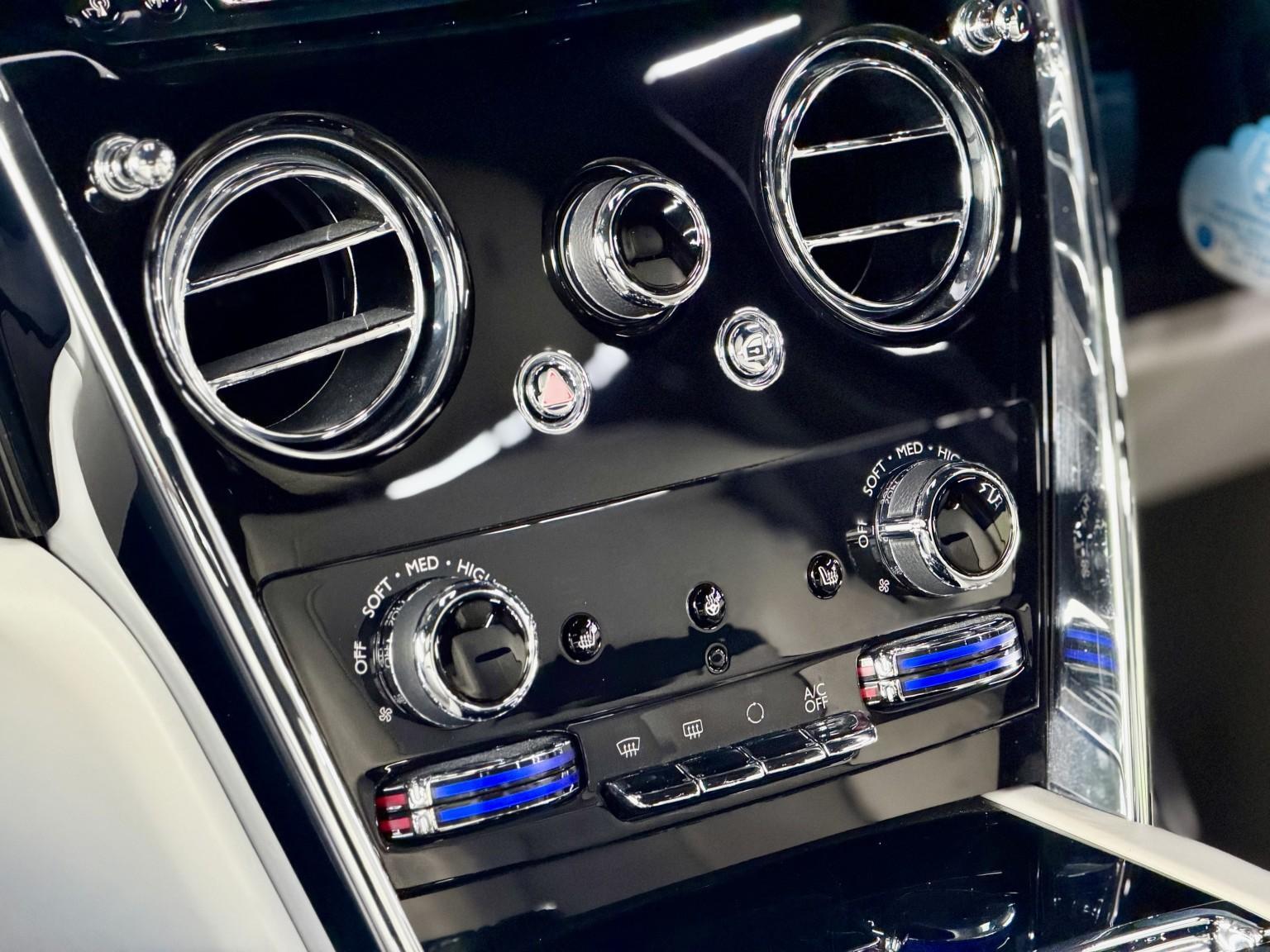 Rolls-Royce Cullinan view 56