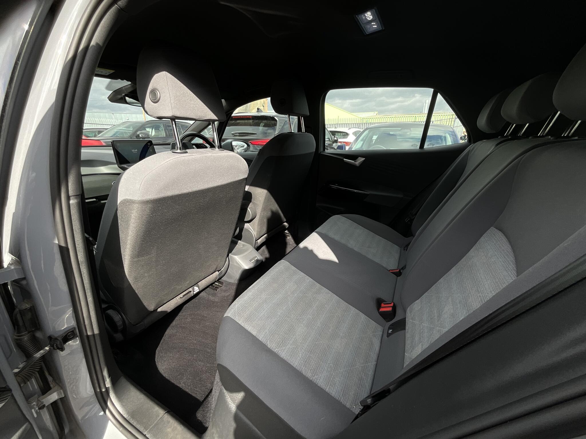 Volkswagen ID.3 view 13