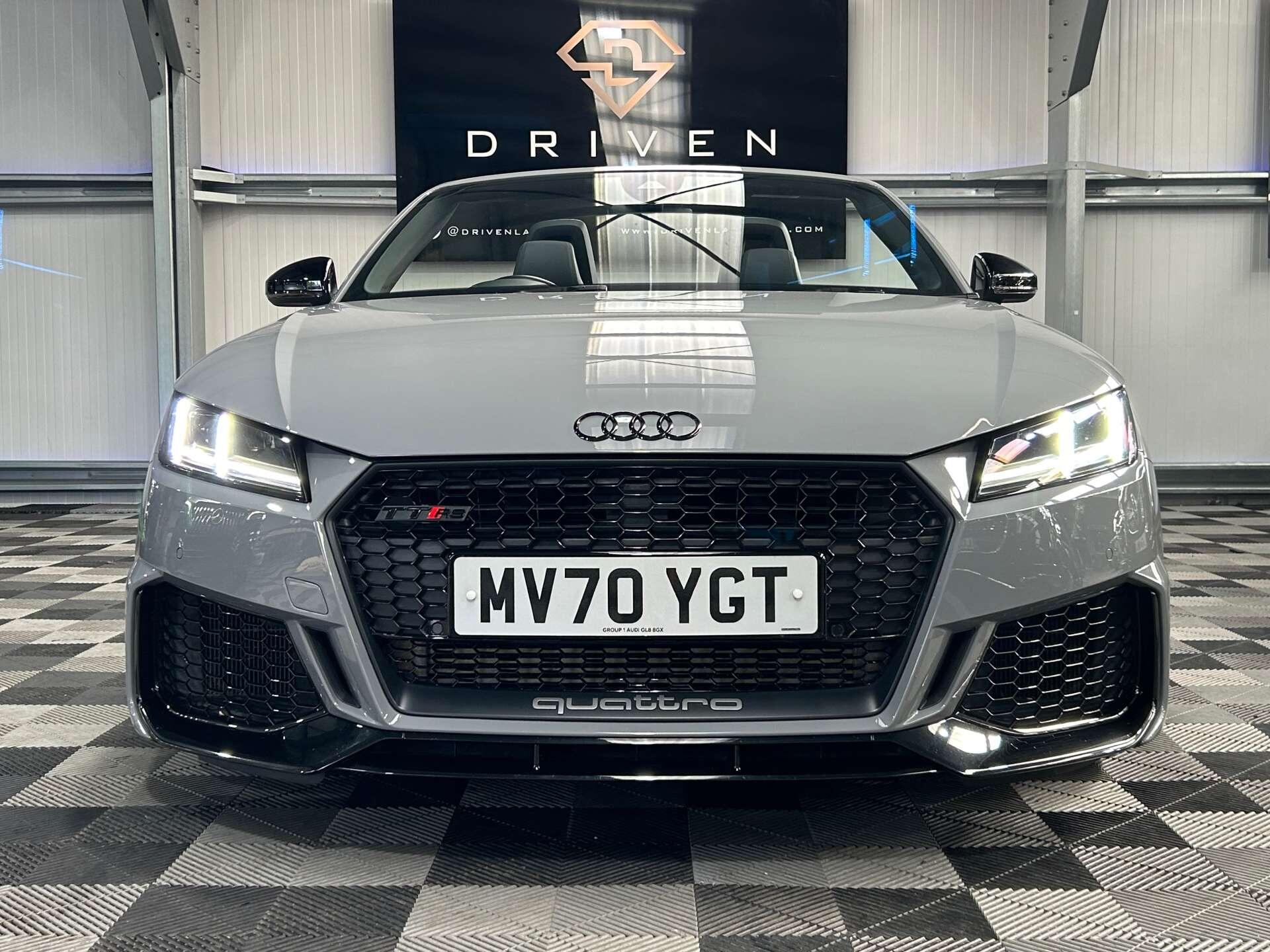 Audi TT RS view 9