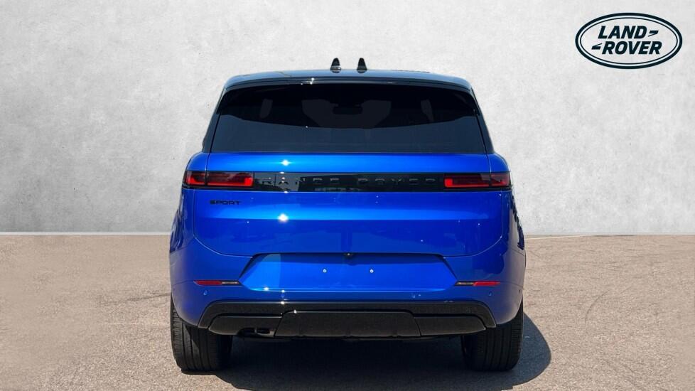 Land Rover Range Rover Sport view 6