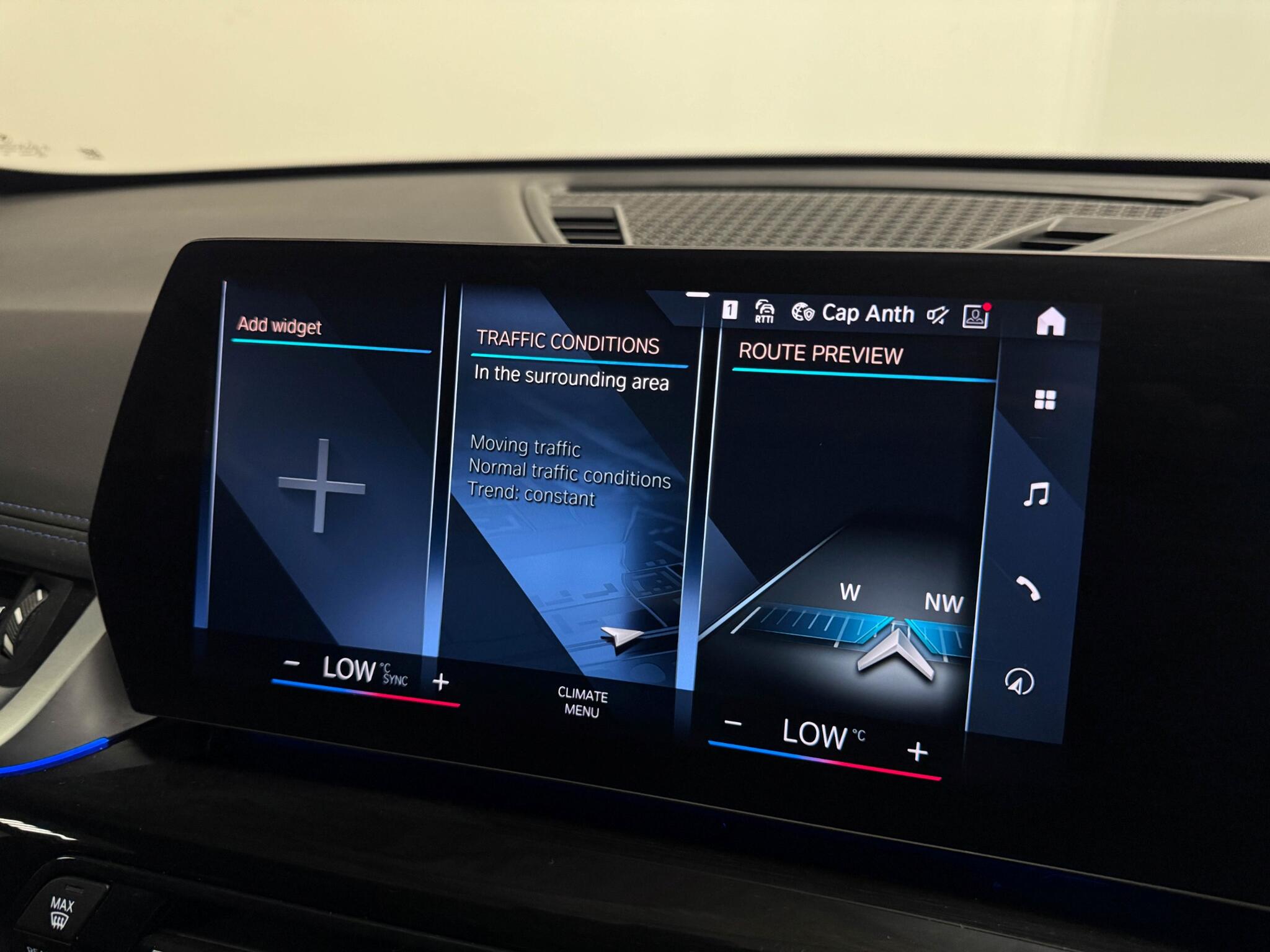 BMW Ix1 view 38