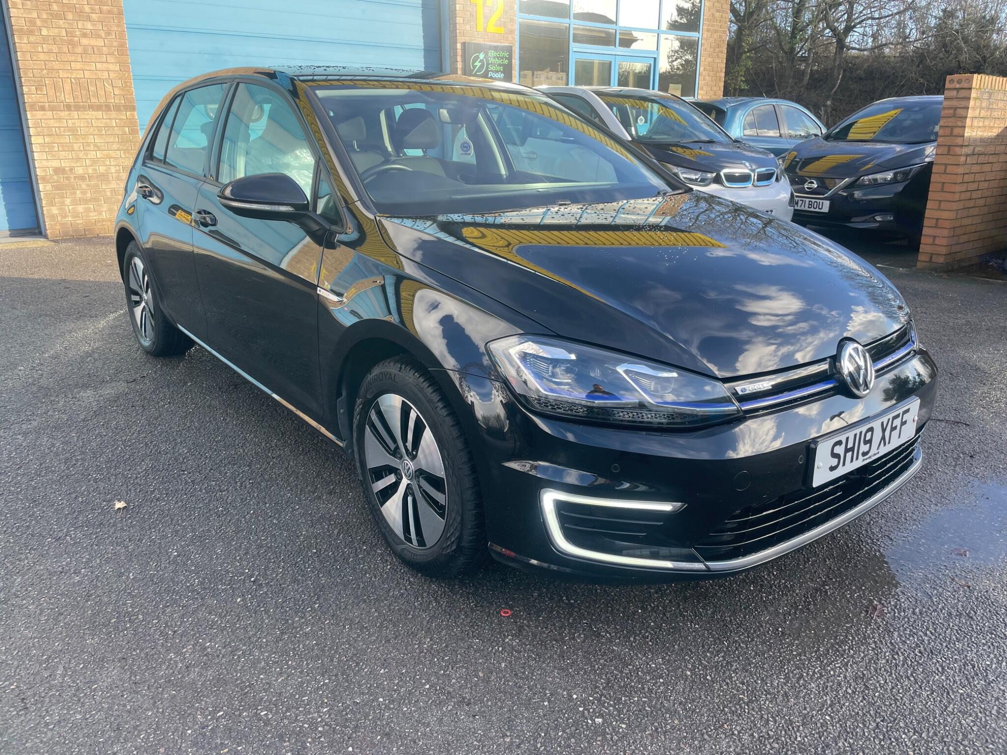 2019 GOLF E GOLF 35.8 HATCHBACK 5DR 2019 AUTOMATIC RANGE 144 MILES ODOMETER 35000... photo