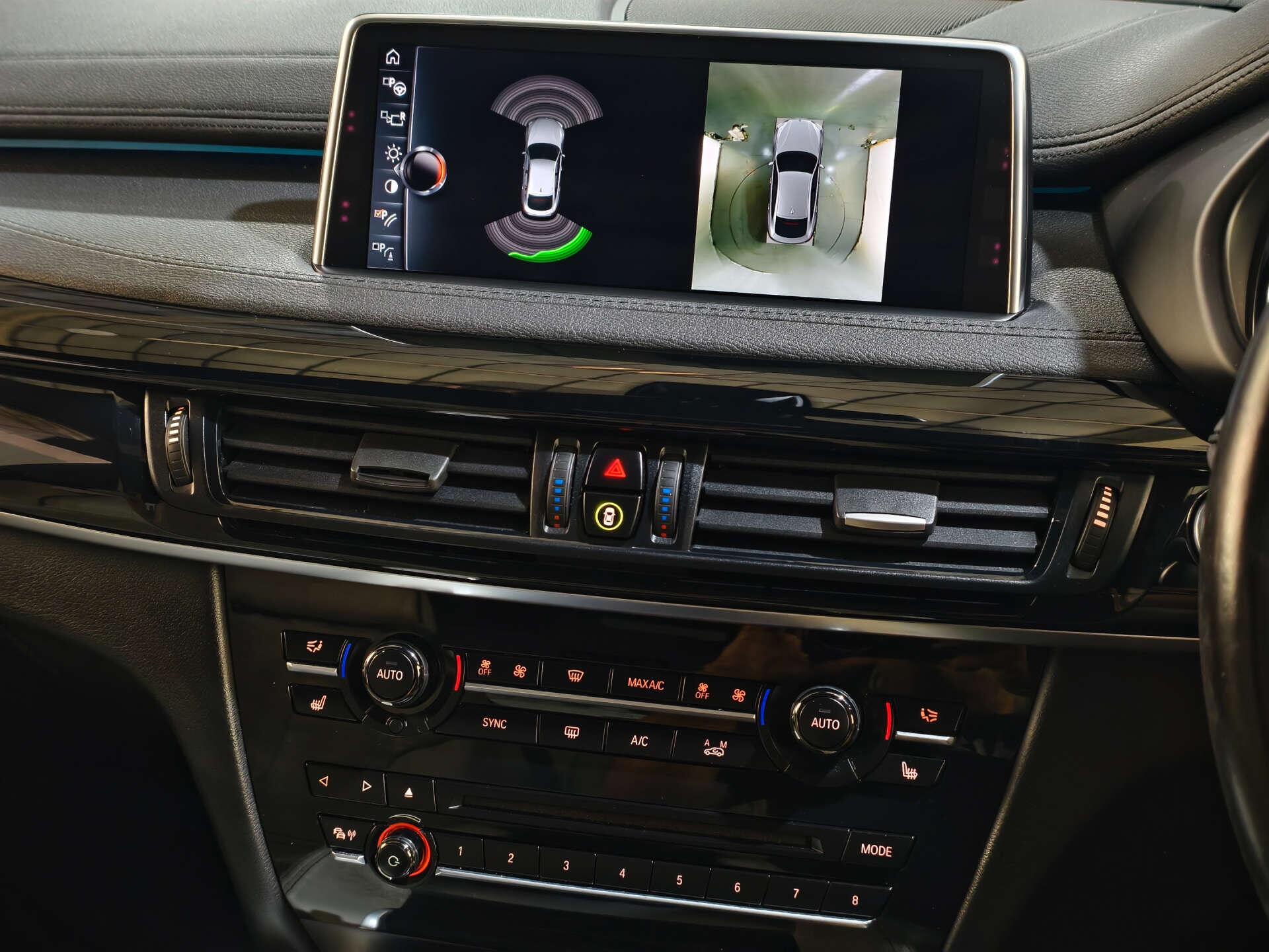 BMW X6 view 37