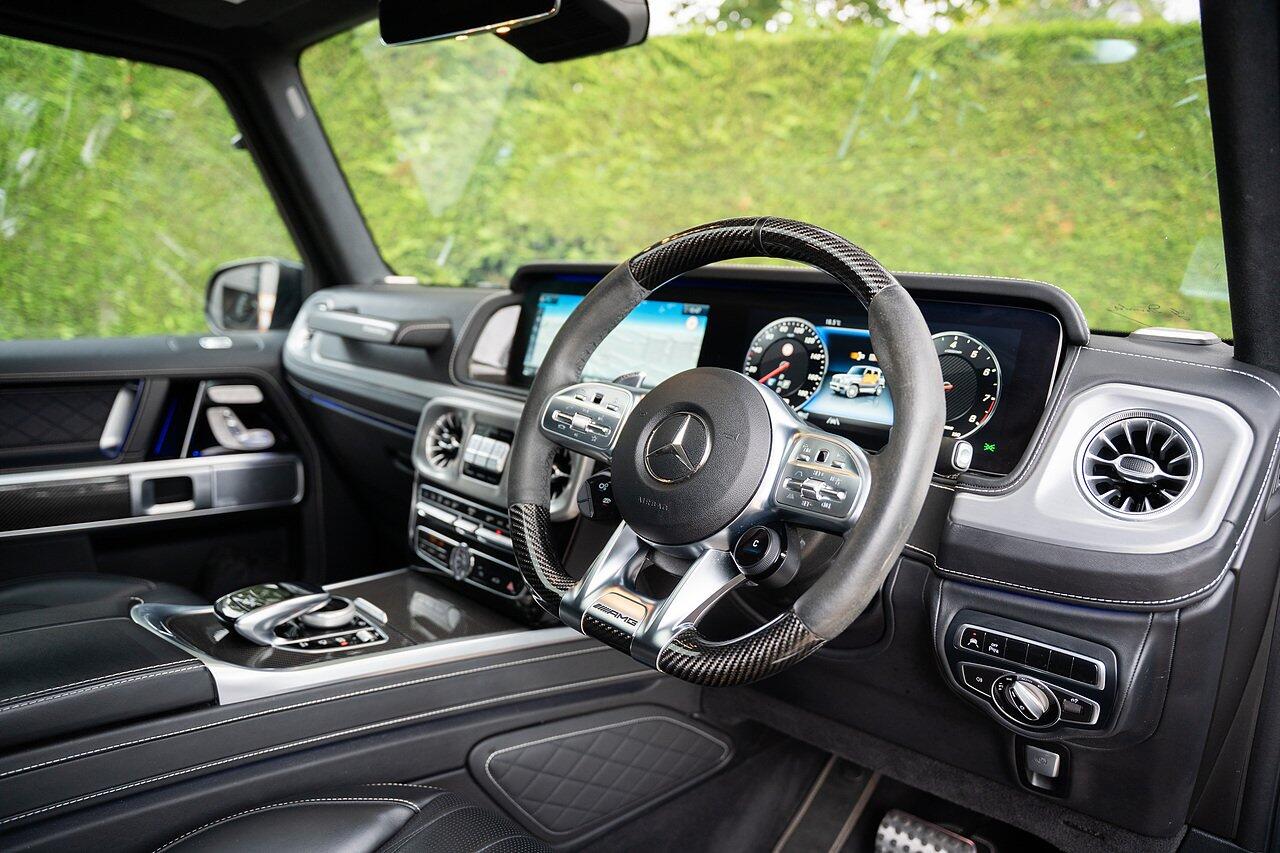 Mercedes-Benz G-Class view 16
