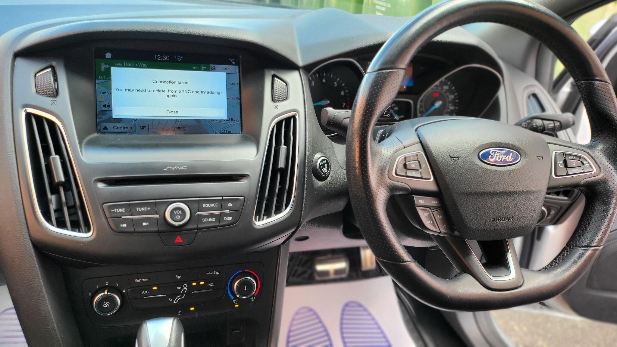 Ford Focus view 37