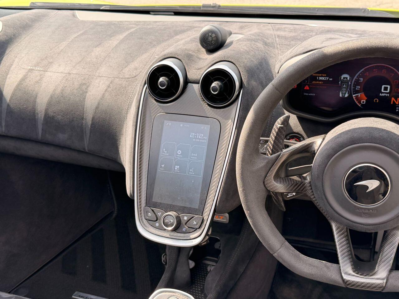 McLaren 600LT view 33