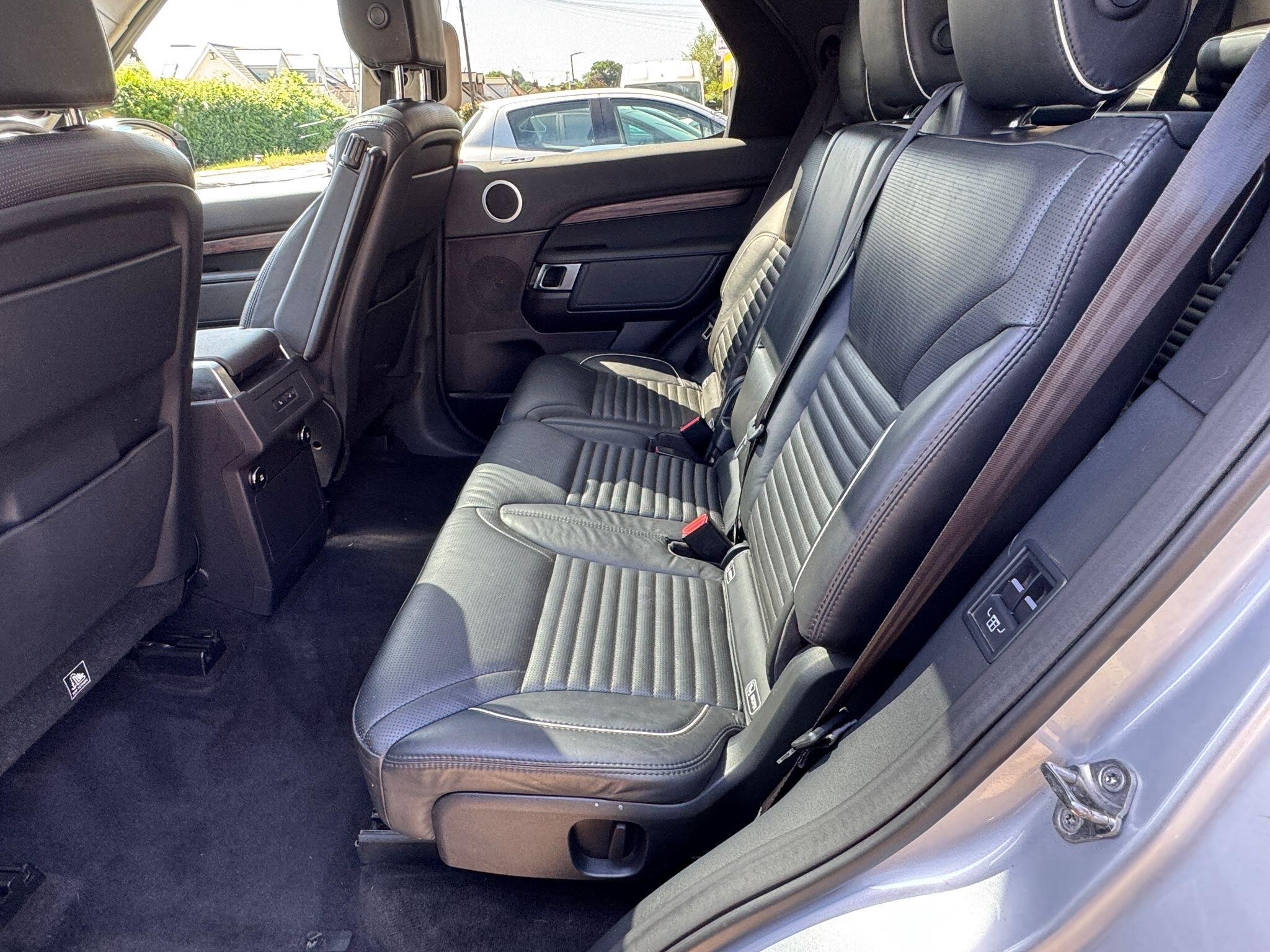 Land Rover Discovery view 26