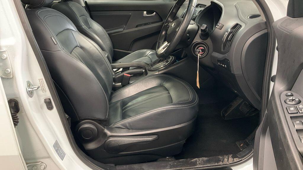 Kia Sportage view 2