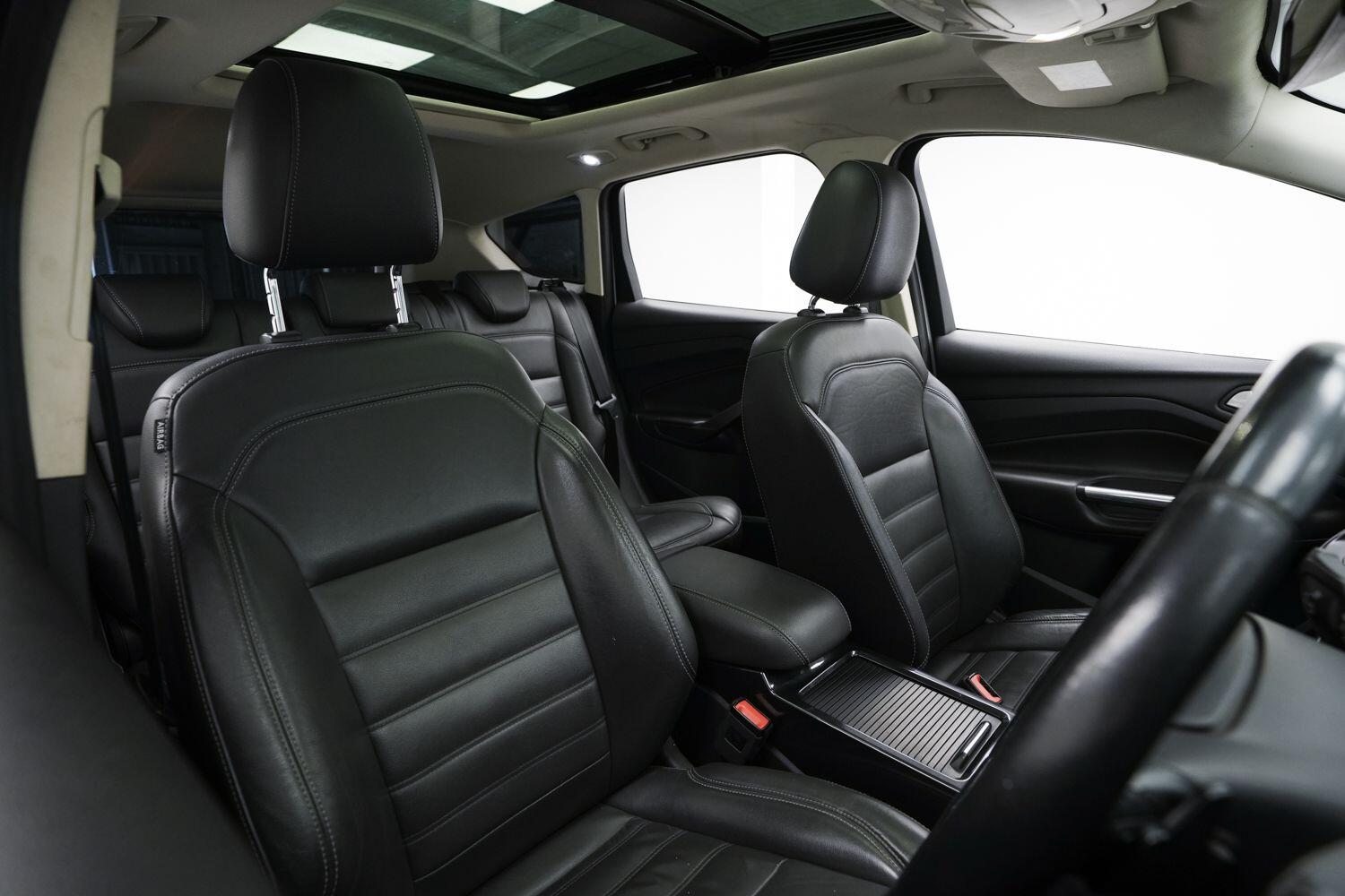 Ford Kuga view 9