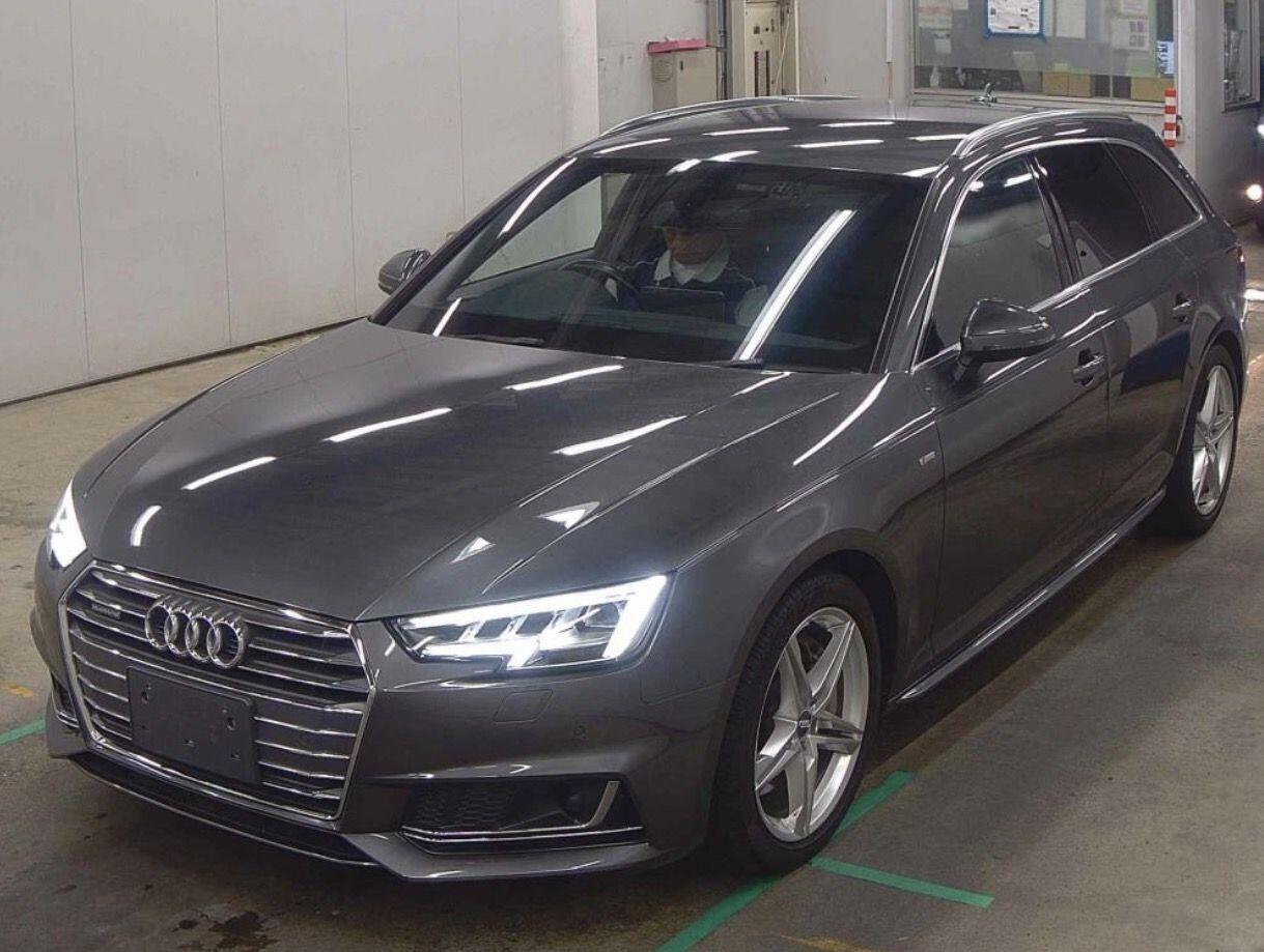 Audi A4 view 2