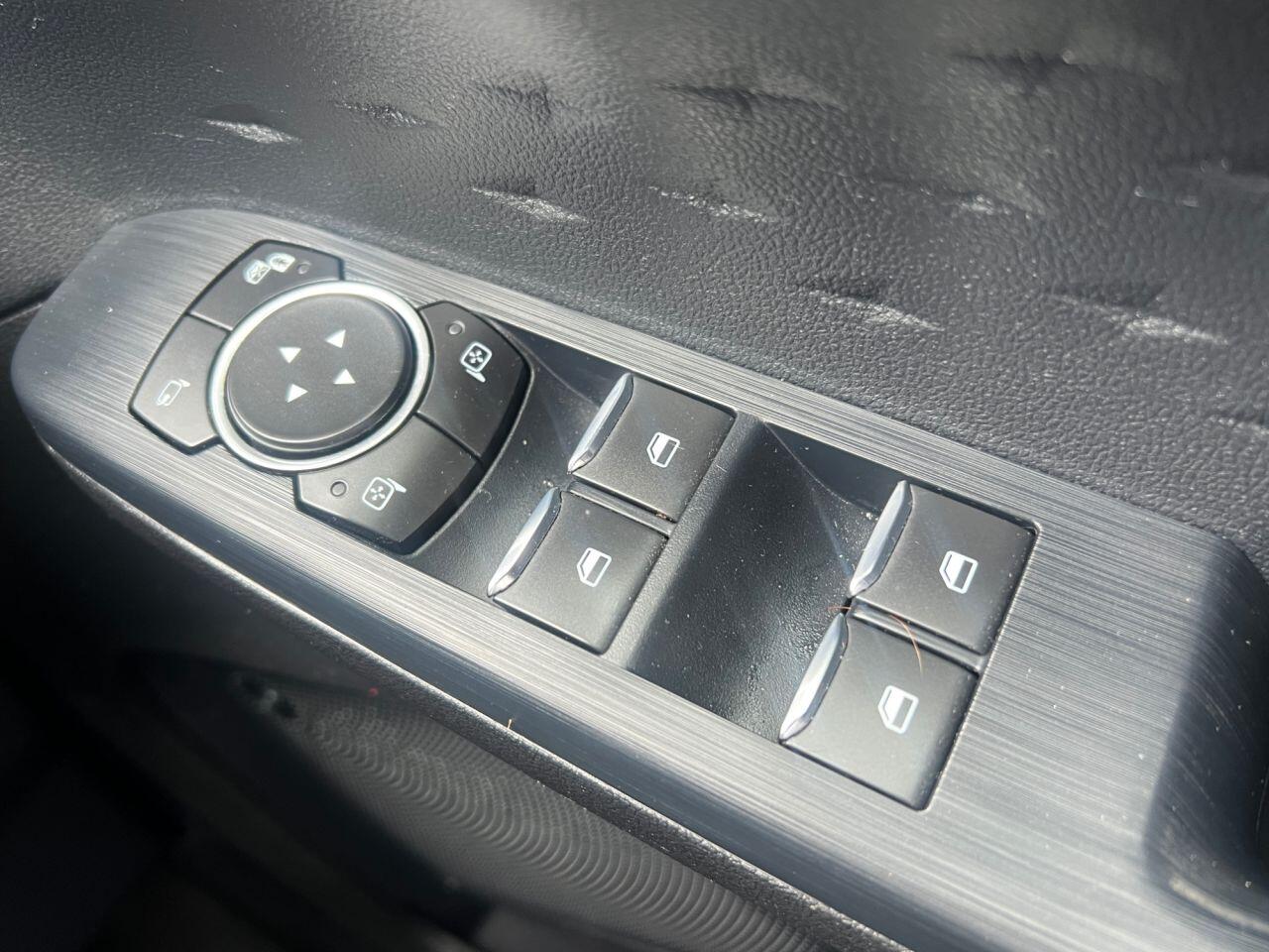 Ford Kuga view 21