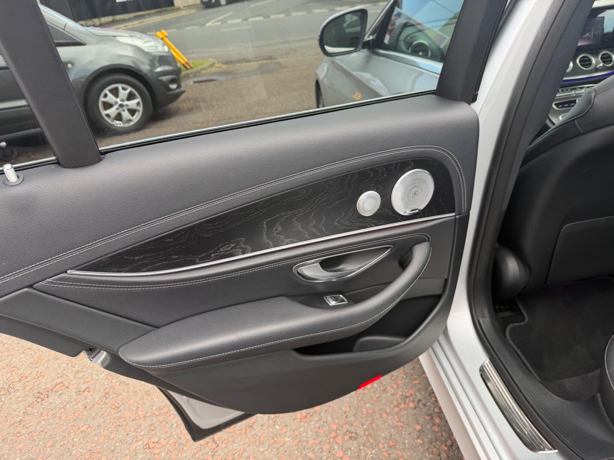 Mercedes-Benz E Class view 13