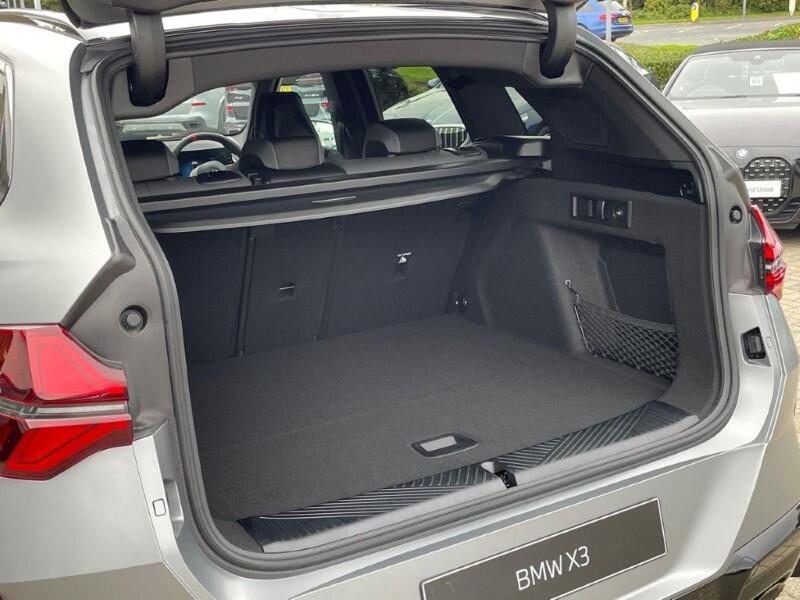 BMW X3 view 40